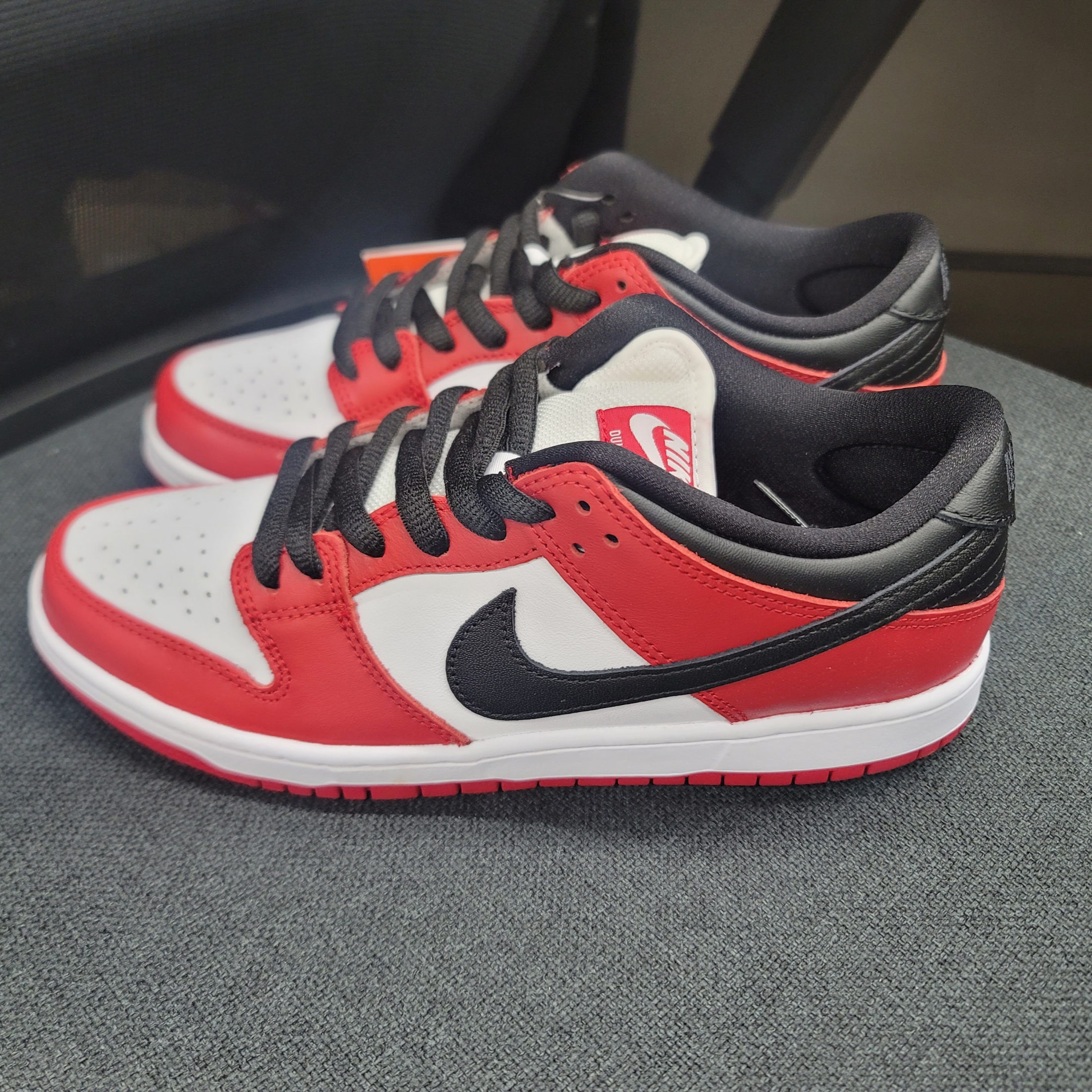 Nike SB Dunk Low Pro Chicago 착용 스타일