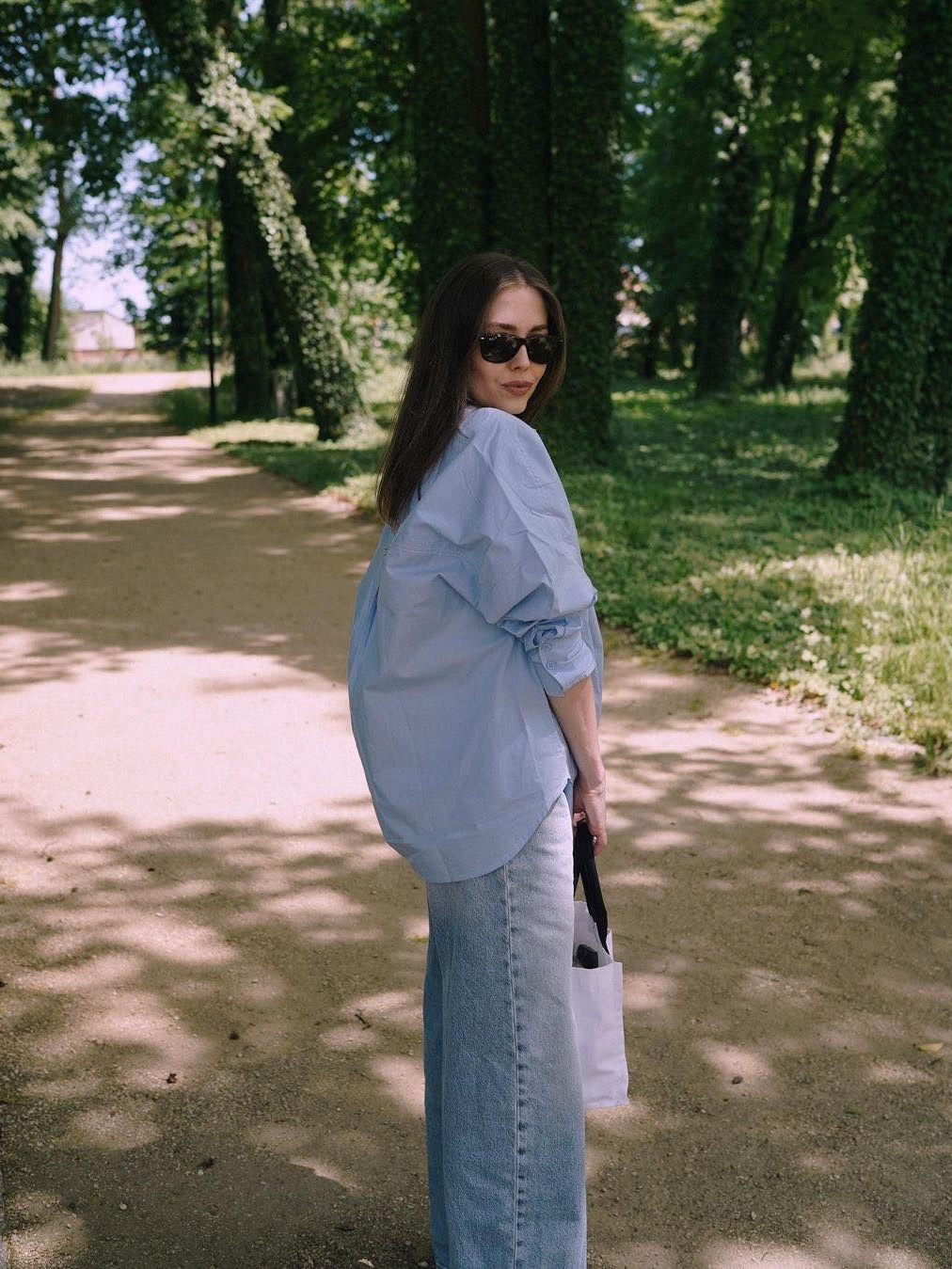 Zara x Ader Error Oversized Shirt Sky Blue, IAB Studio Work Shirt Sky Blue - The Hyundai Seoul Exclusive 착용 스타일 - 5