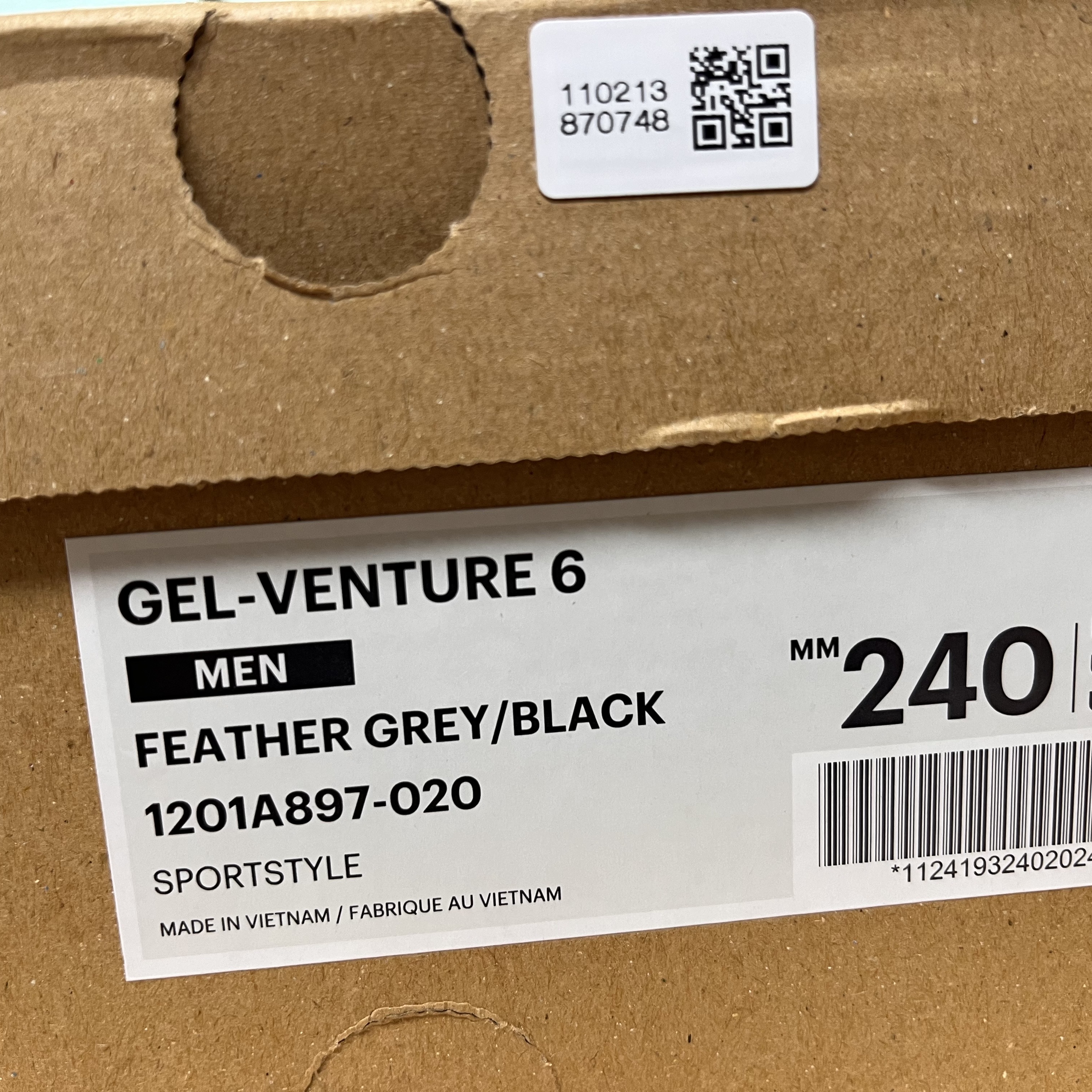 Asics Gel-Venture 6 Feather Grey Black 착용 스타일 - 4