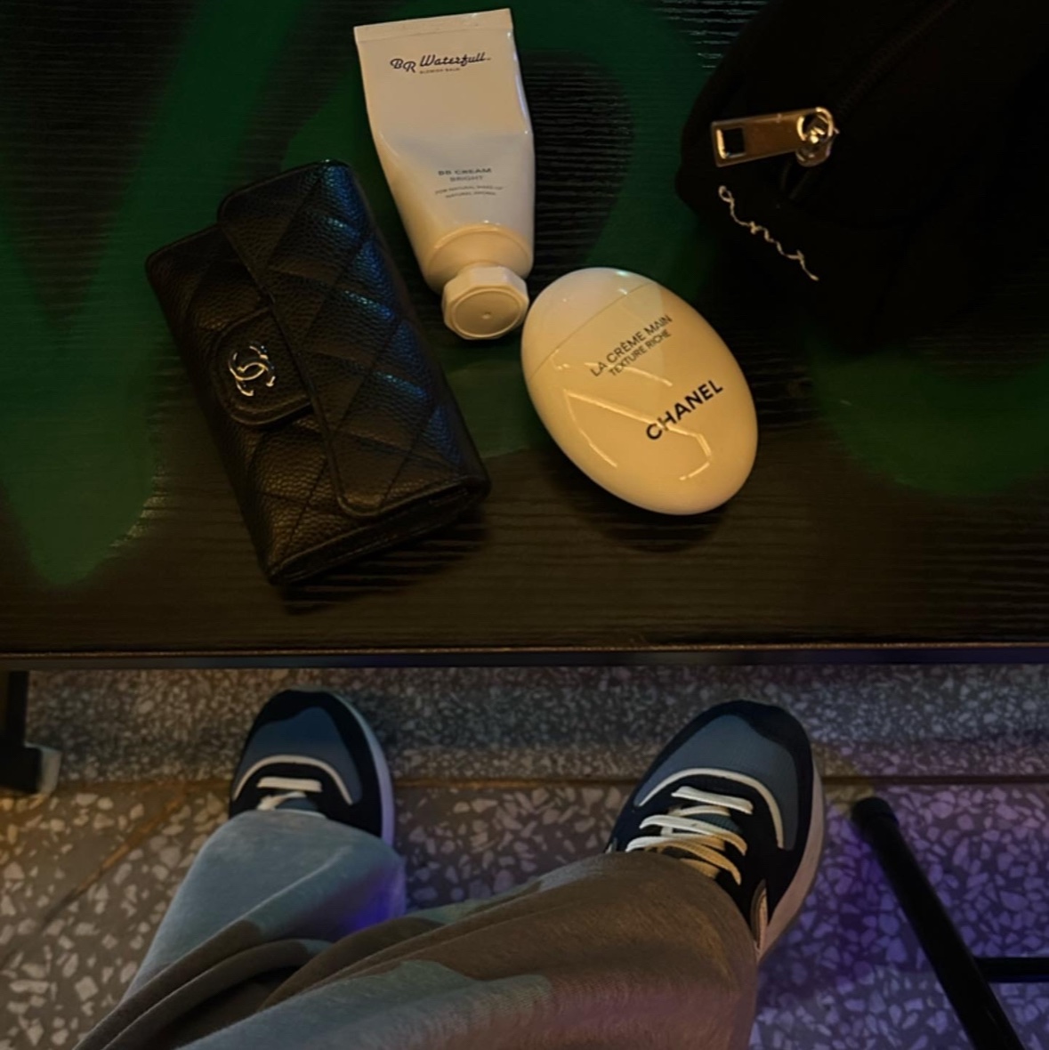 Adidas Gazelle Core Black White, Adidas Gazelle Solid Grey 착용 스타일 - 3