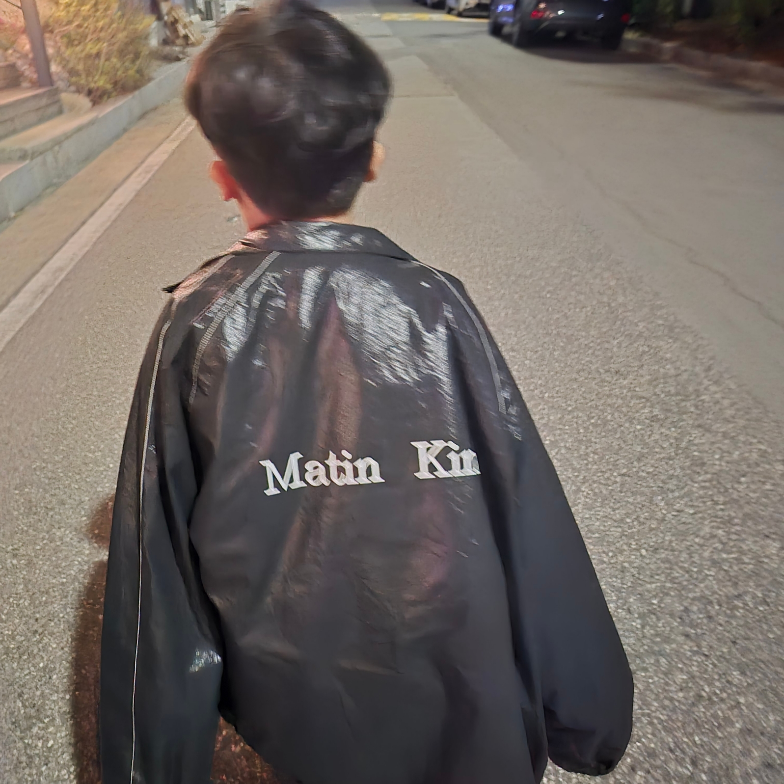 (W) Matin Kim Logo Coating Jumper Ivory 착용 스타일 - 2