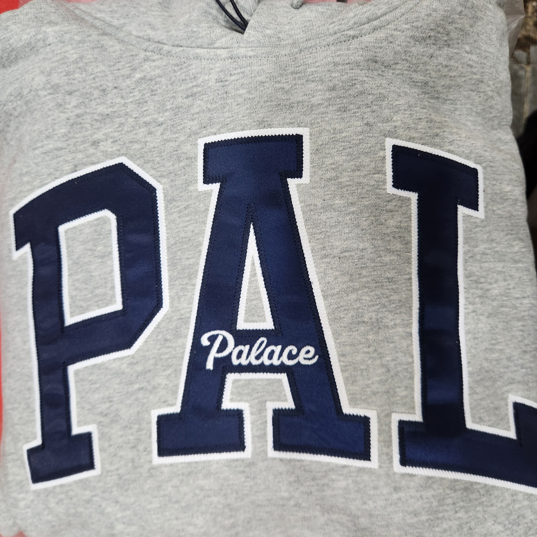 Palace x Gap Hood Grey - 24SS 착용 스타일