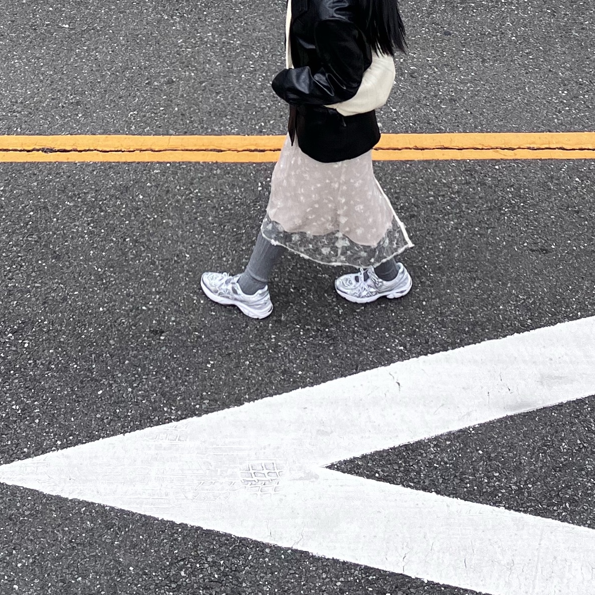 Asics x Cecilie Bahnsen GT-2160 White 착용 스타일 - 2