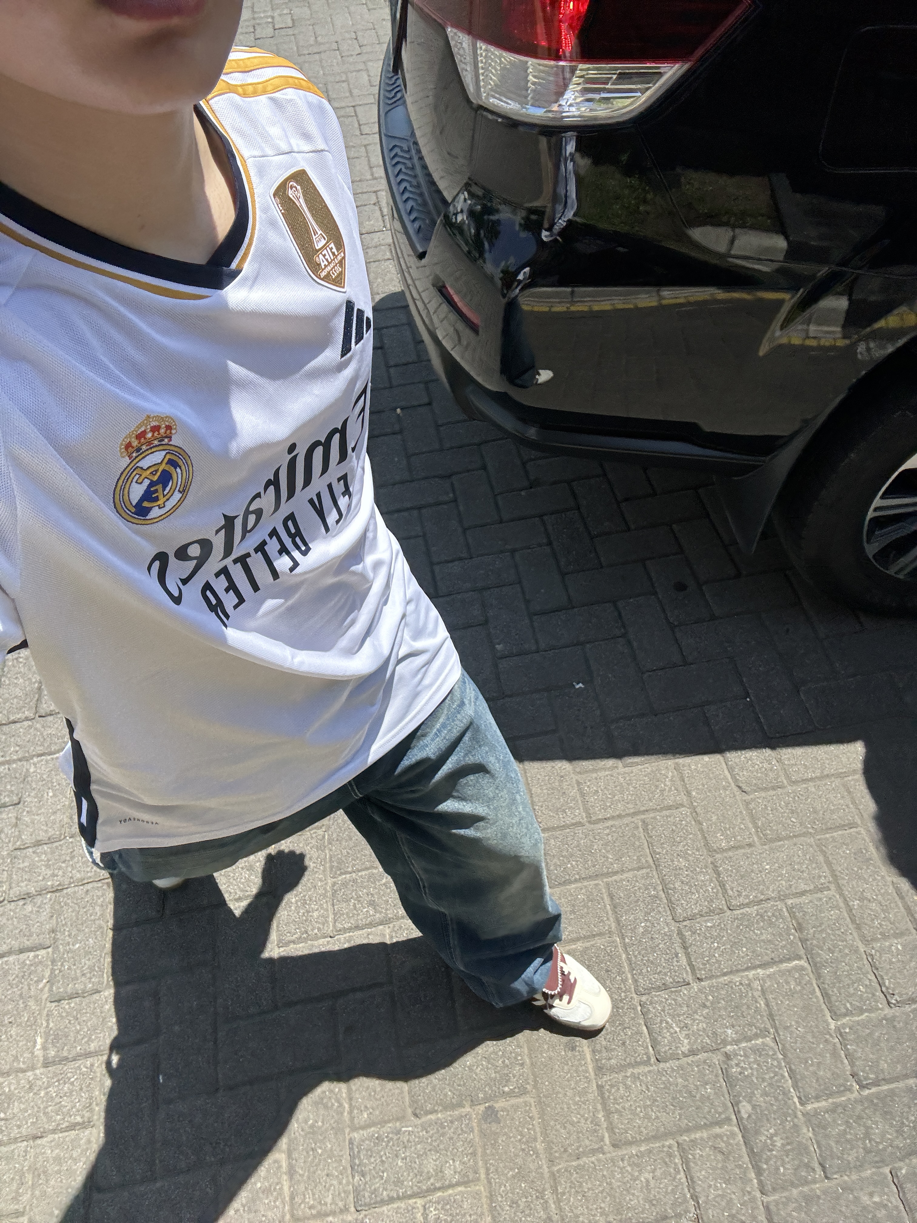 Adidas Real Madrid 2023/24 Home Jersey White - KR Sizing (Non Marking Ver.), Adidas x Wales Bonner Pony Tonal Samba Cream White Mystery Brown 착용 스타일