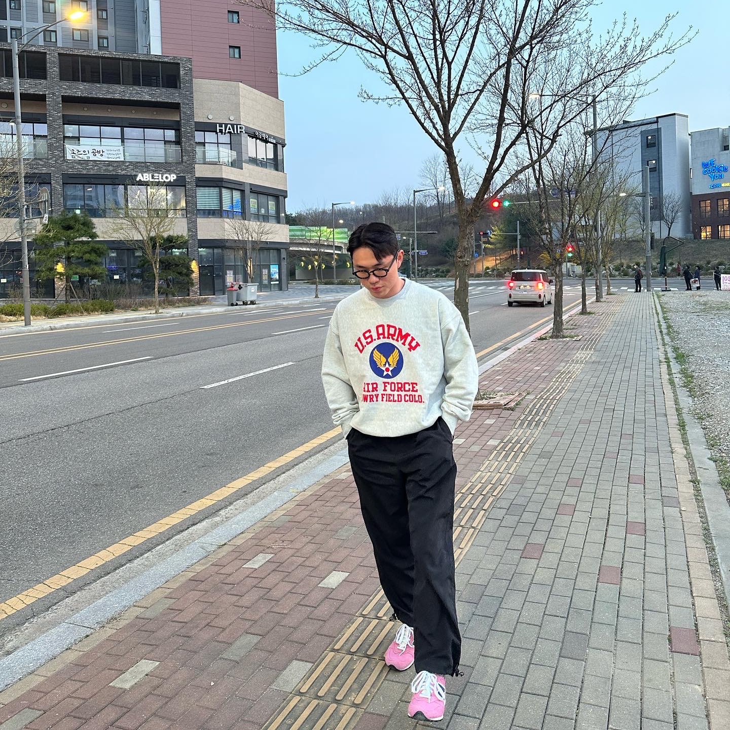 New Balance x Aime Leon Dore 1300 Dusty Pink 착용 스타일 - 1