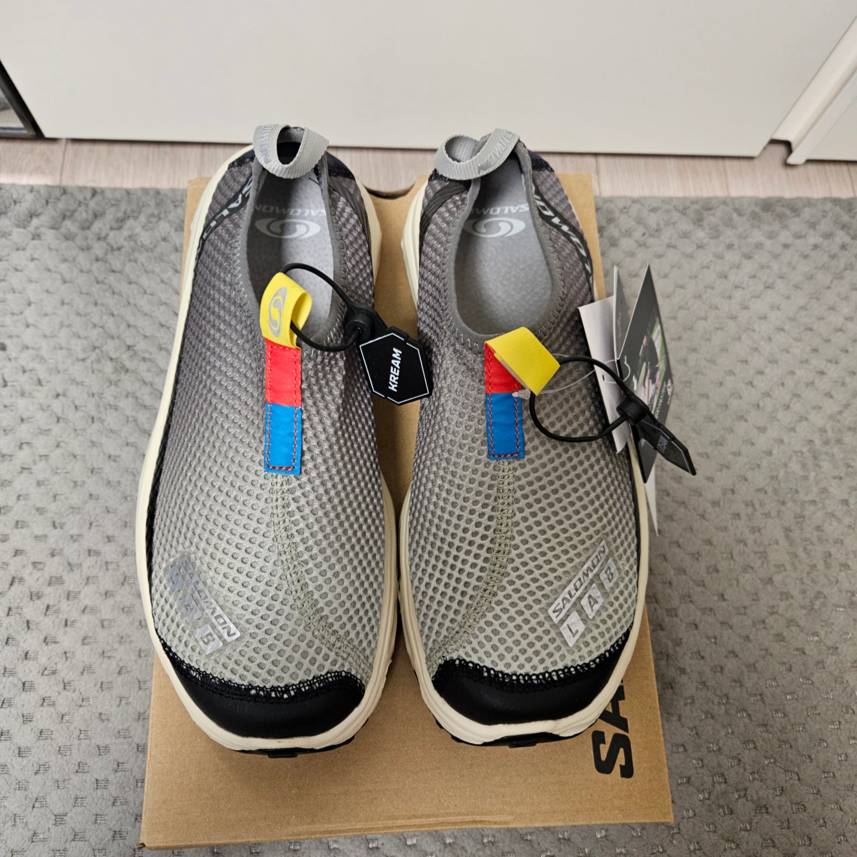 Salomon RX Moc 3.0 Pewter Desert 착용 스타일 - 1