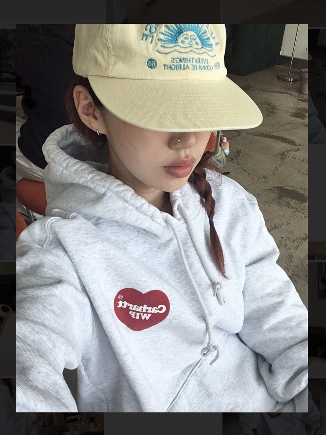 Hello Sunrise Washed HS Arch Logo 6Panel Cap Butter Yellow 
(Sky Blue), Carhartt WIP Hooded Heart Sweatshirt Ash Heather 착용 스타일