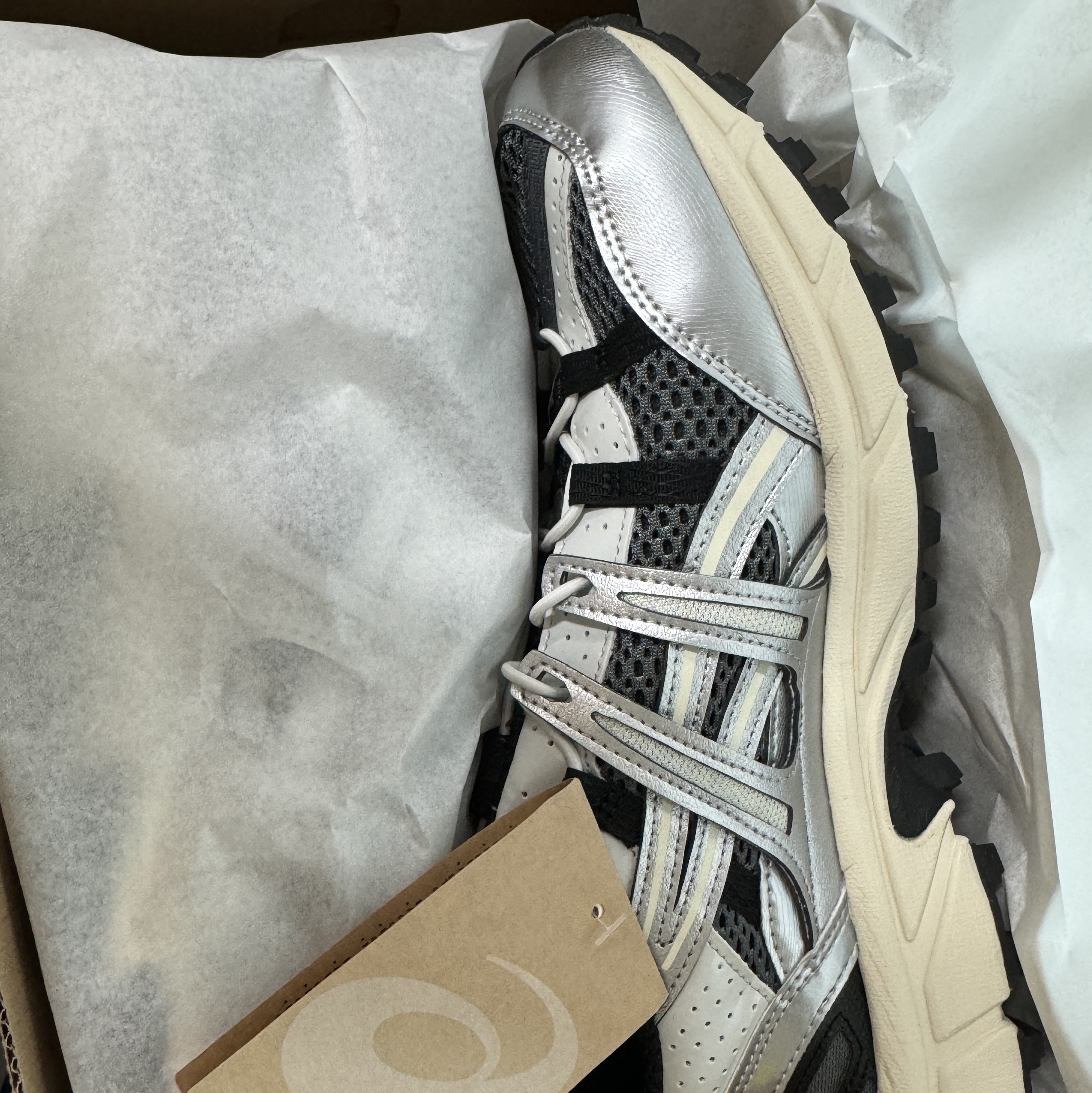 Asics Unlimited Gel-Sonoma 15-50 Steel Grey Pure Silver 착용 스타일