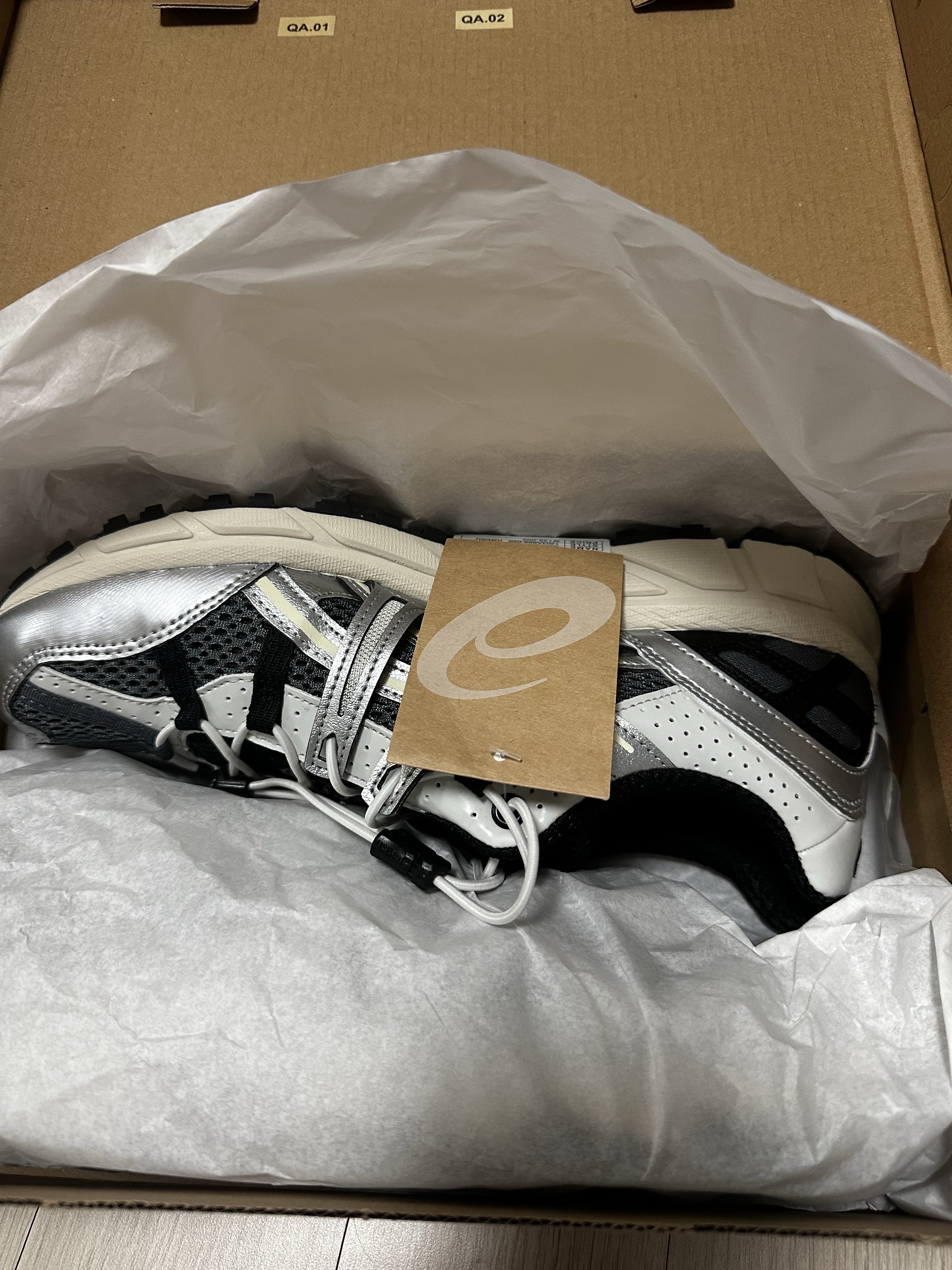 Asics Unlimited Gel-Sonoma 15-50 Steel Grey Pure Silver 착용 스타일