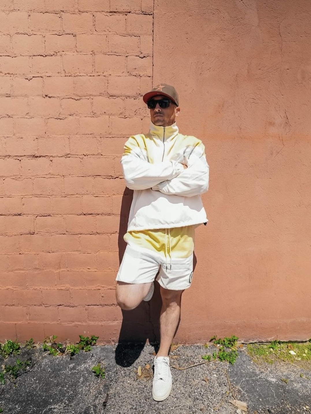 Honor the Gift Brushed Poly Track Anorak Bone, Honor the Gift Brushed Poly Track Short Bone 착용 스타일 - 1