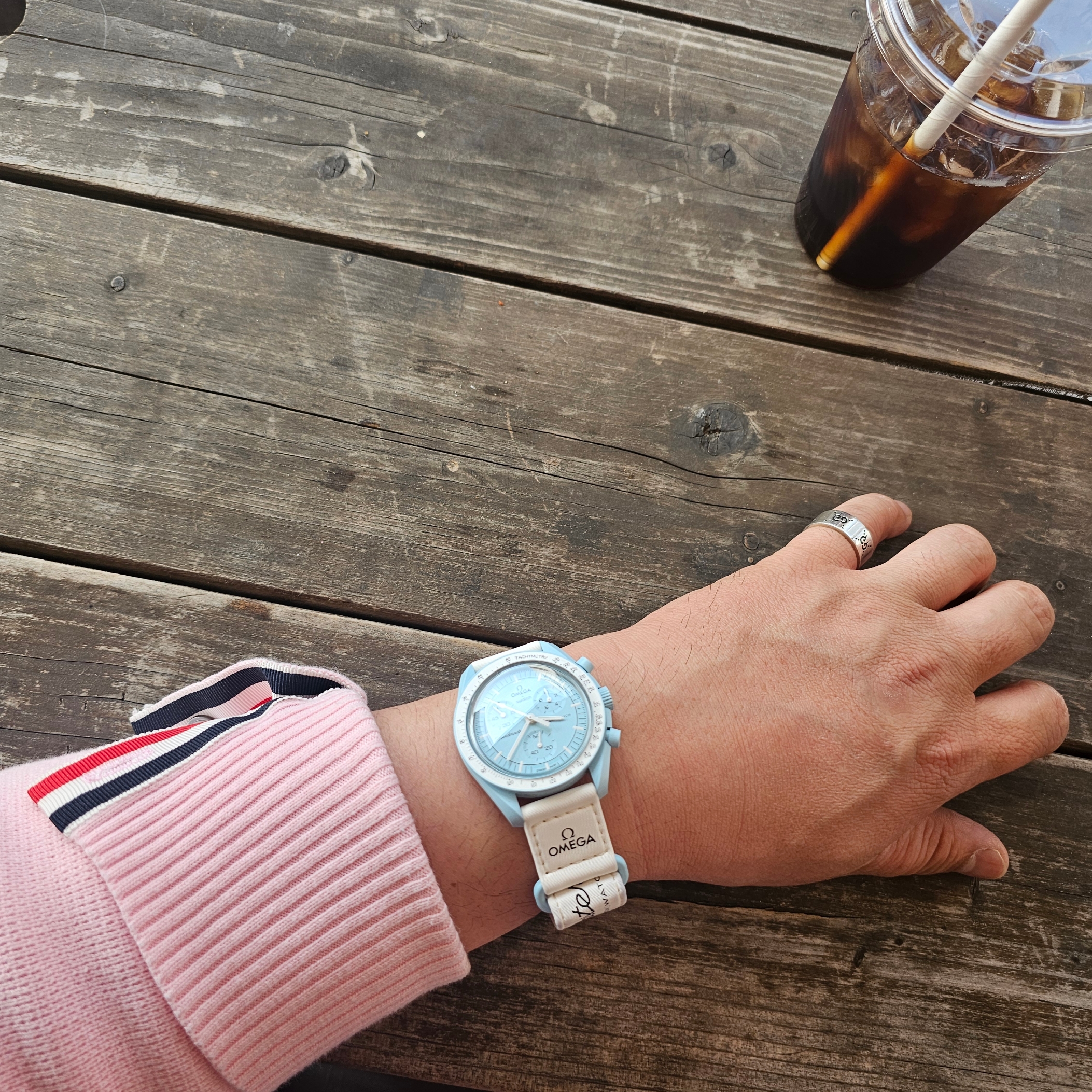 Swatch x Omega Bioceramic MoonSwatch Mission To Uranus, Gucci Ghost Ring Silver 9mm 착용 스타일