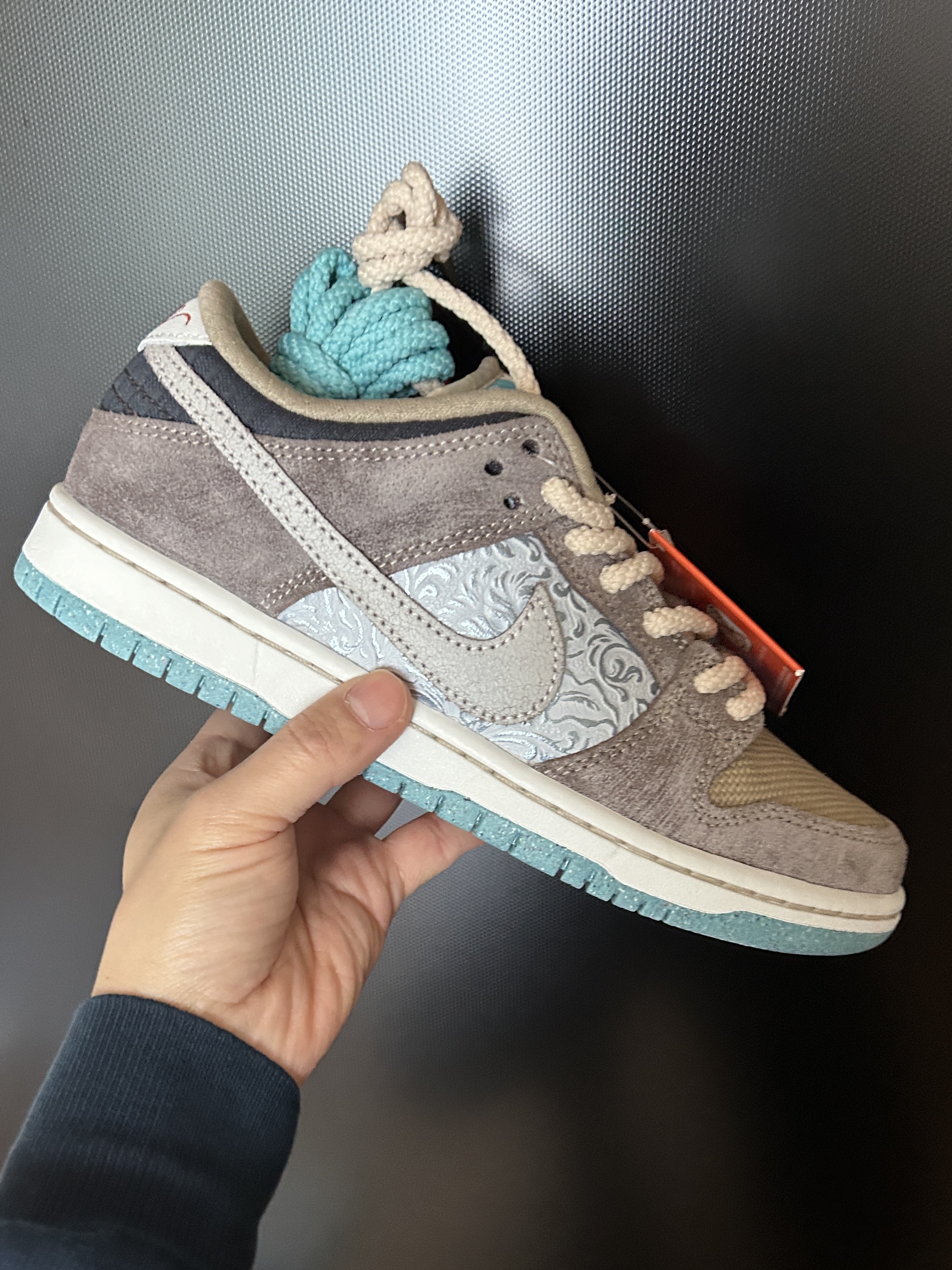 Nike SB Dunk Low Pro Big Money Saving 착용 스타일 - 1