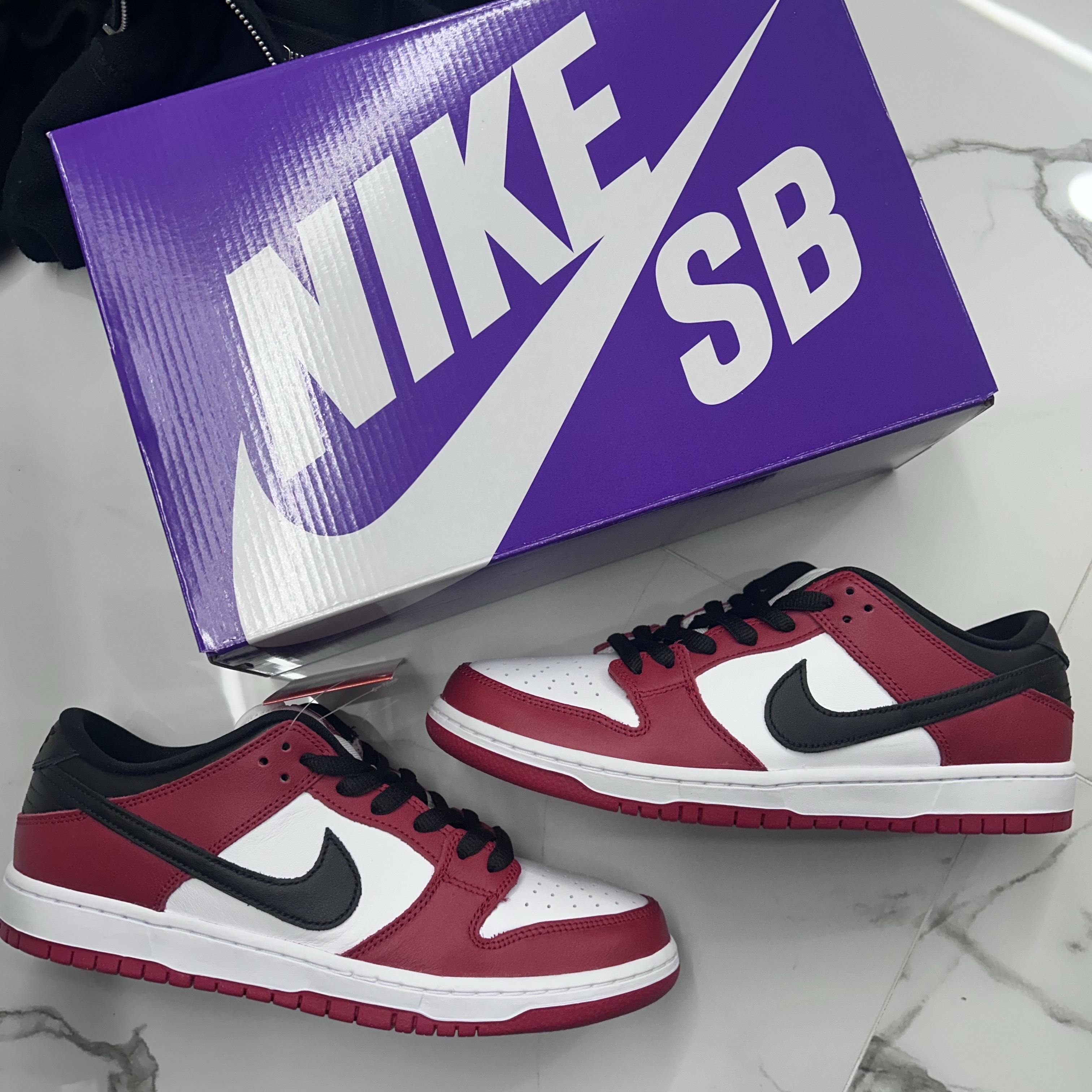 Nike SB Dunk Low Pro Chicago 착용 스타일