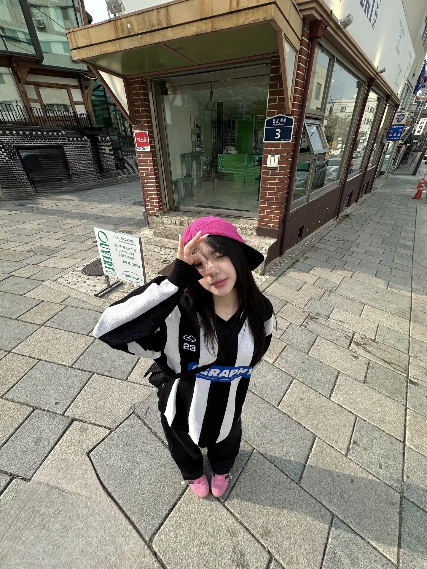 (W) Adidas Gazelle Indoor Bliss Pink 착용 스타일 - 2