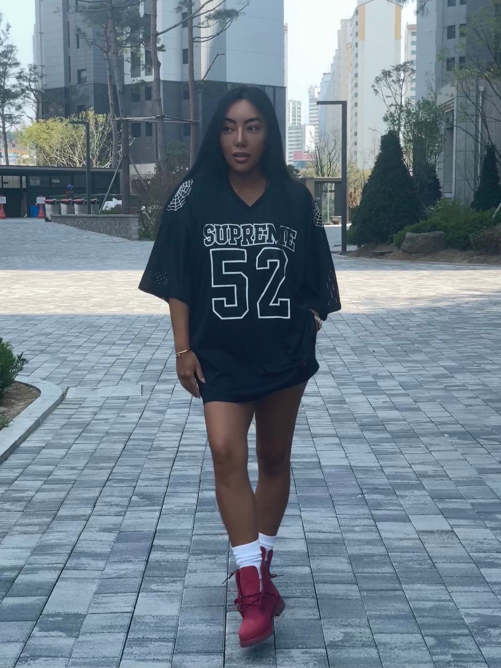 Supreme Spiderweb Football Jersey Black - 24SS, Timberland Premium 6 inch Waterproof Boot Red - Wide 착용 스타일 - 1