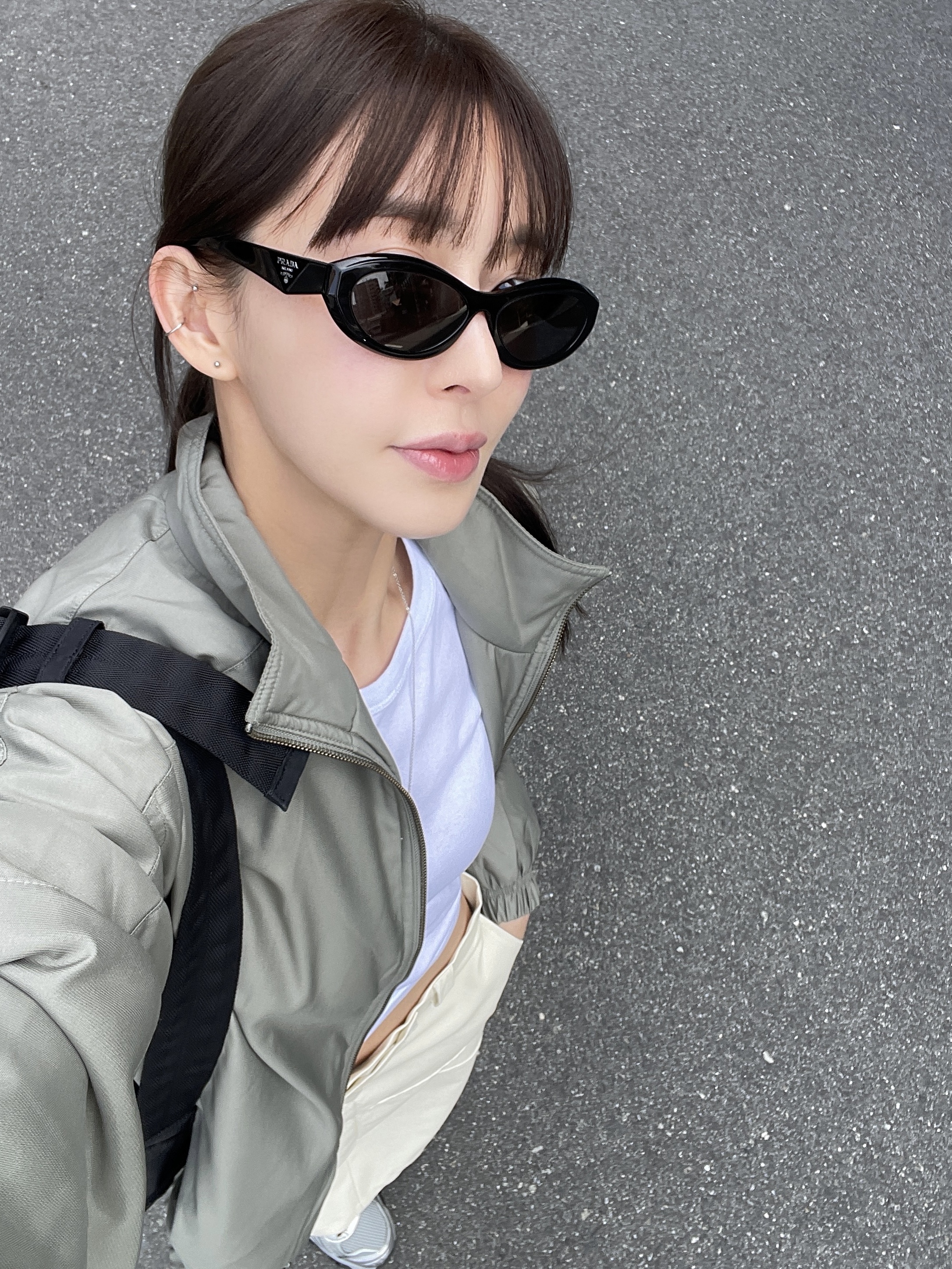 Asics Gel-Quantum Kinetic Mid Grey Pure Silver, Nike NRG Solo Swoosh Satin Bomber Jacket Light Army - US/EU 착용 스타일 - 2