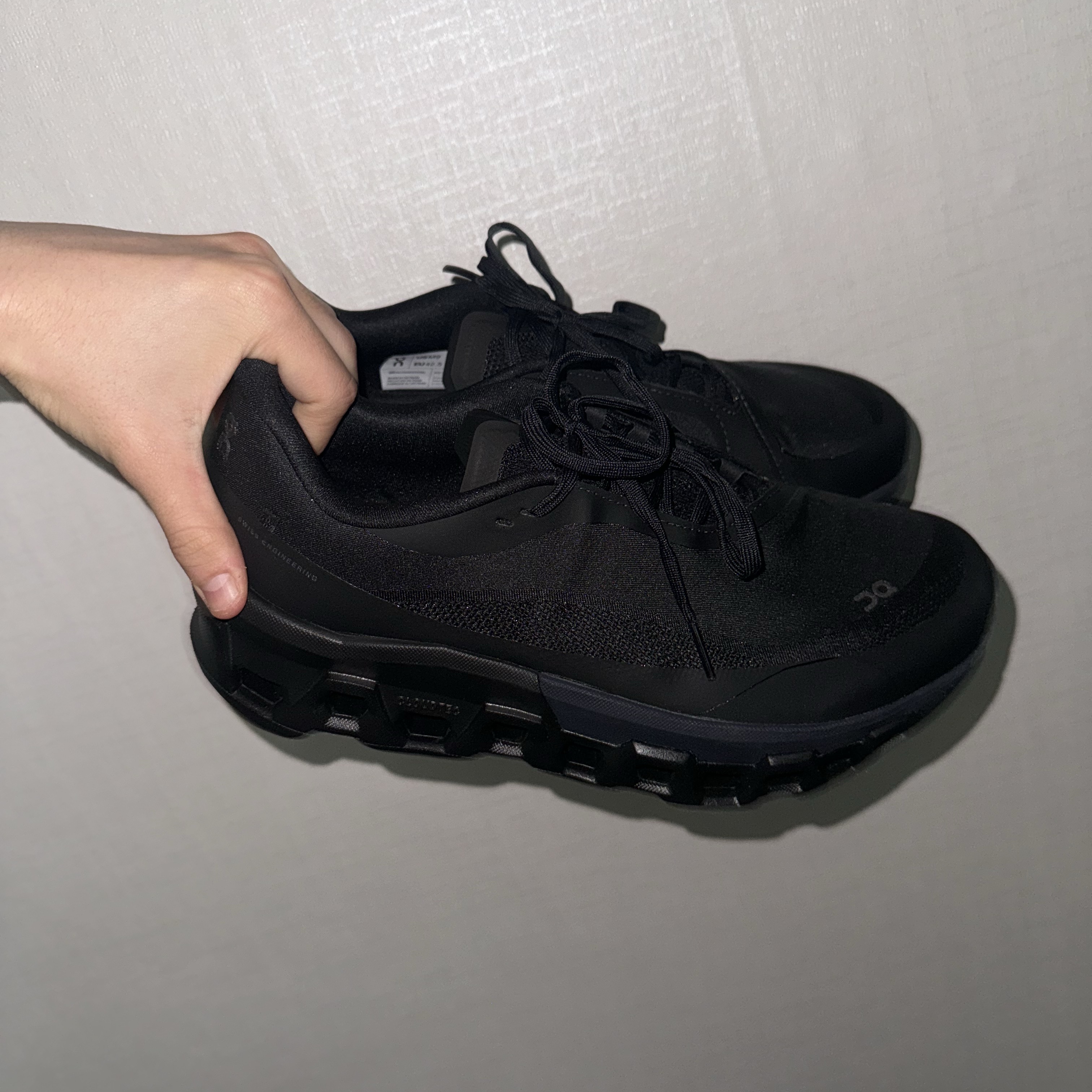On Running x Post Archive Faction (Paf) Cloudmonster 2 Black Magnet 착용 스타일 - 4