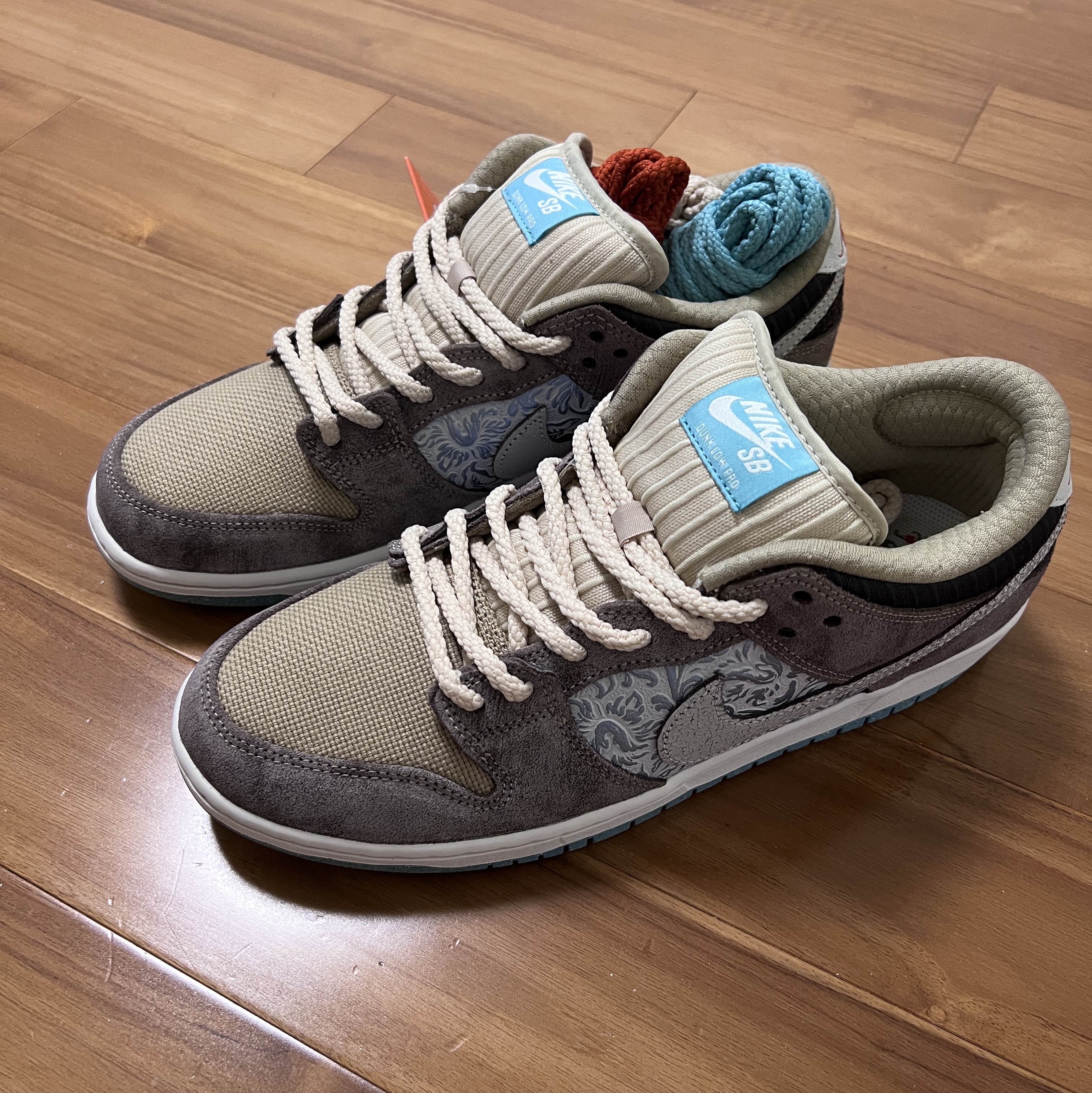 Nike SB Dunk Low Pro Big Money Saving 착용 스타일