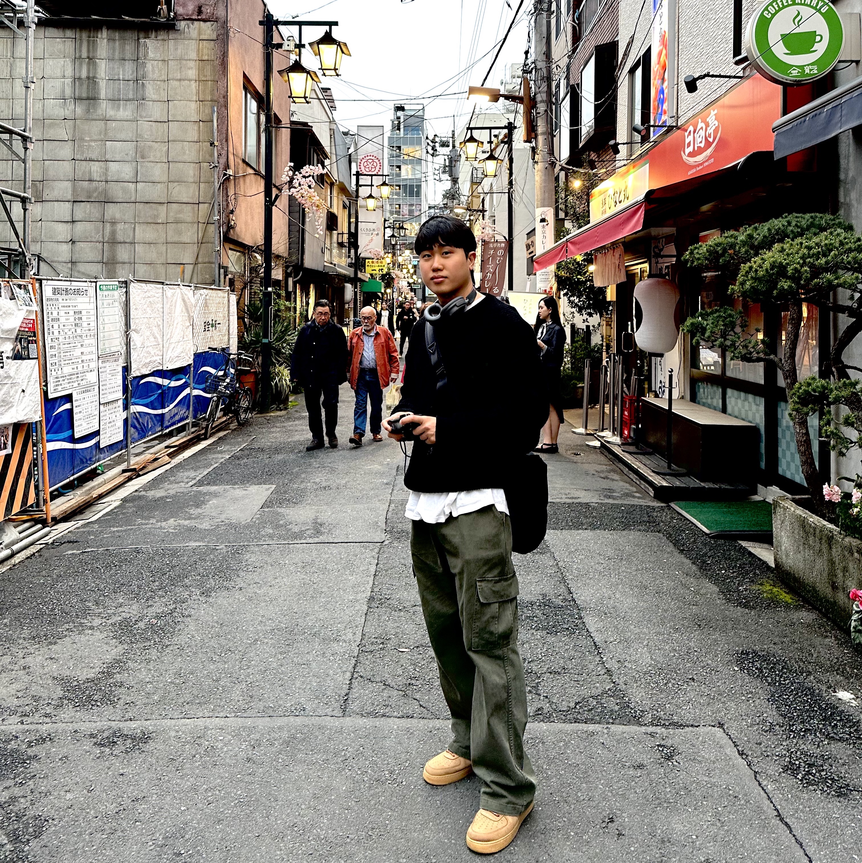 Nike Air Force 1 '07 WB Flax 착용 스타일