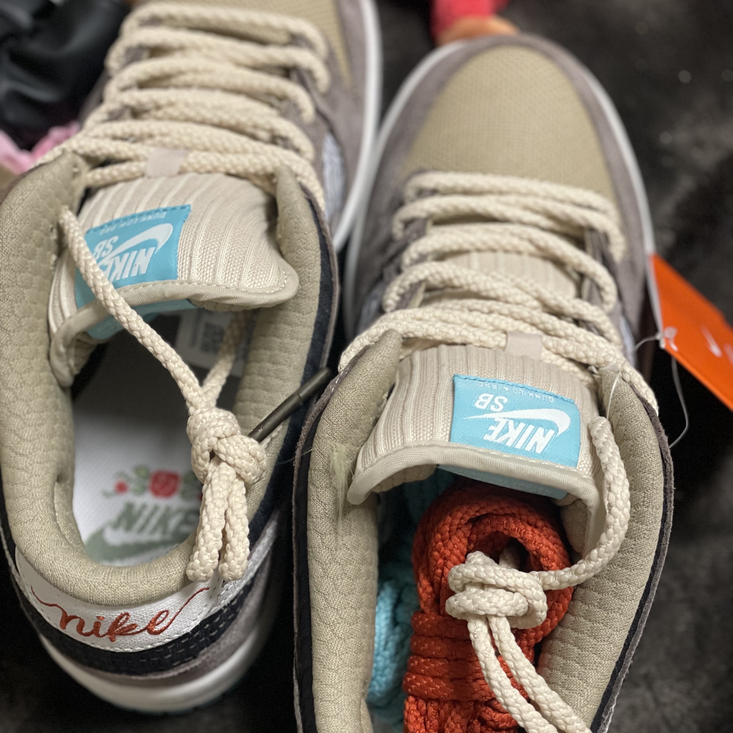 Nike SB Dunk Low Pro Big Money Saving, Nike SB Dunk Low Pro Chicago 착용 스타일 - 2
