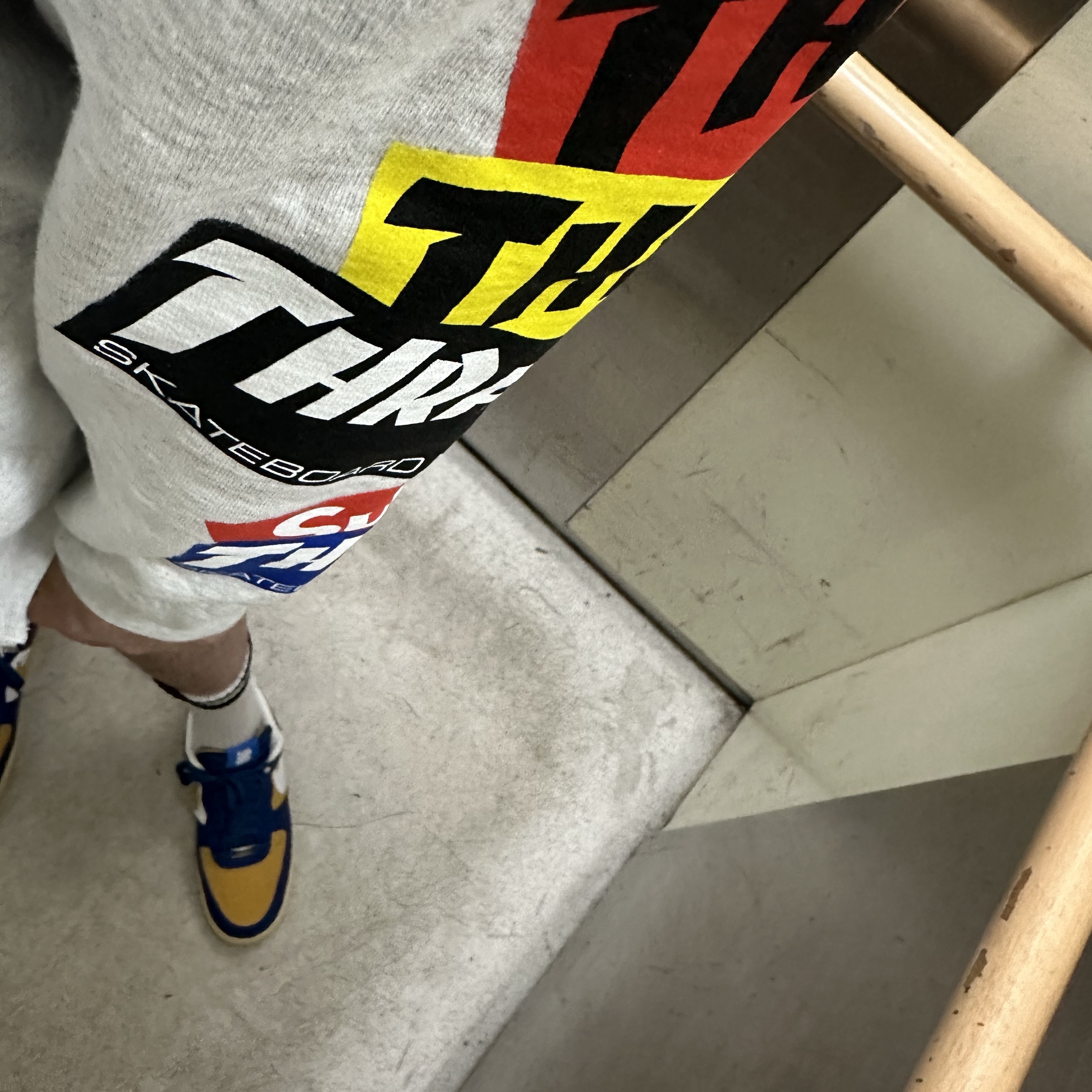 Supreme x Thrasher Multi Logo Zip Up Hooded Sweatshirt Ash Grey - 21FW 착용 스타일 - 1