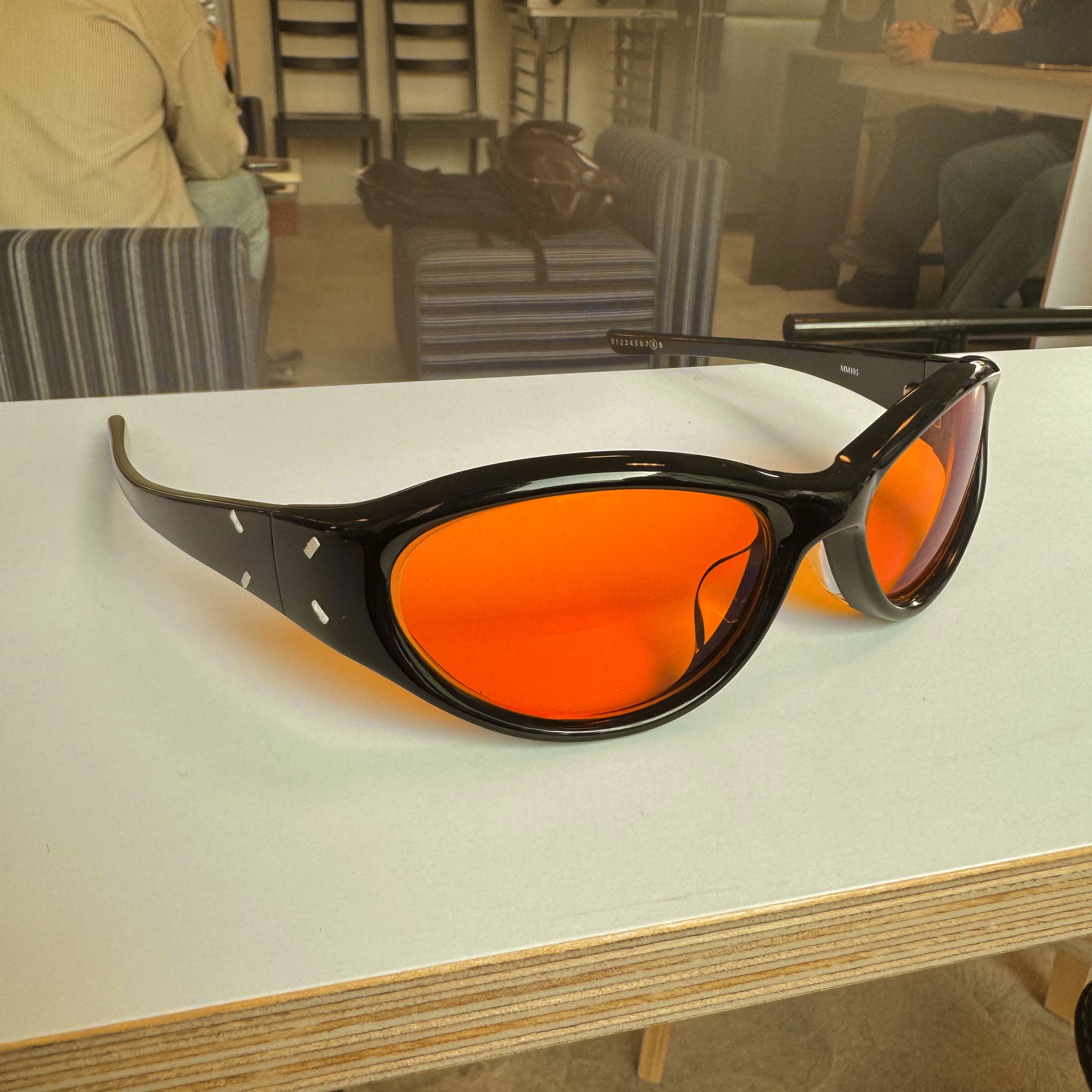 Gentle Monster x Maison Margiela MM104 Black Black 착용 스타일
