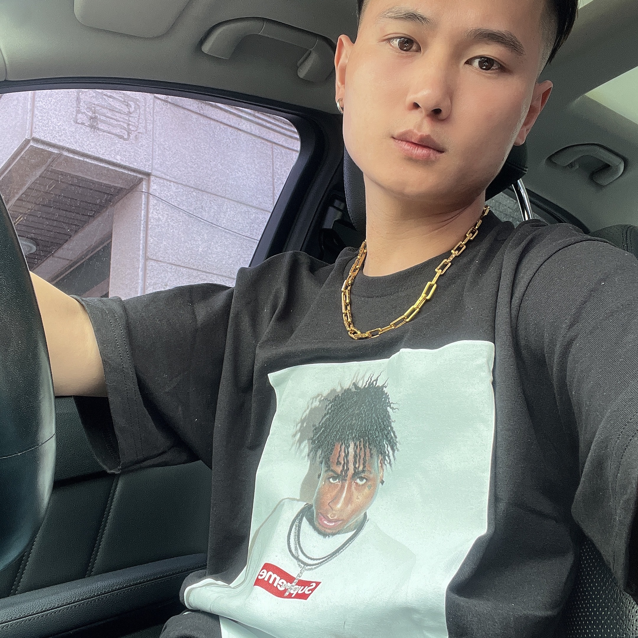 Supreme NBA Youngboy T-Shirt Black - 23FW, Supreme Needle Punch Regular Jean Washed Blue - 23FW 착용 스타일