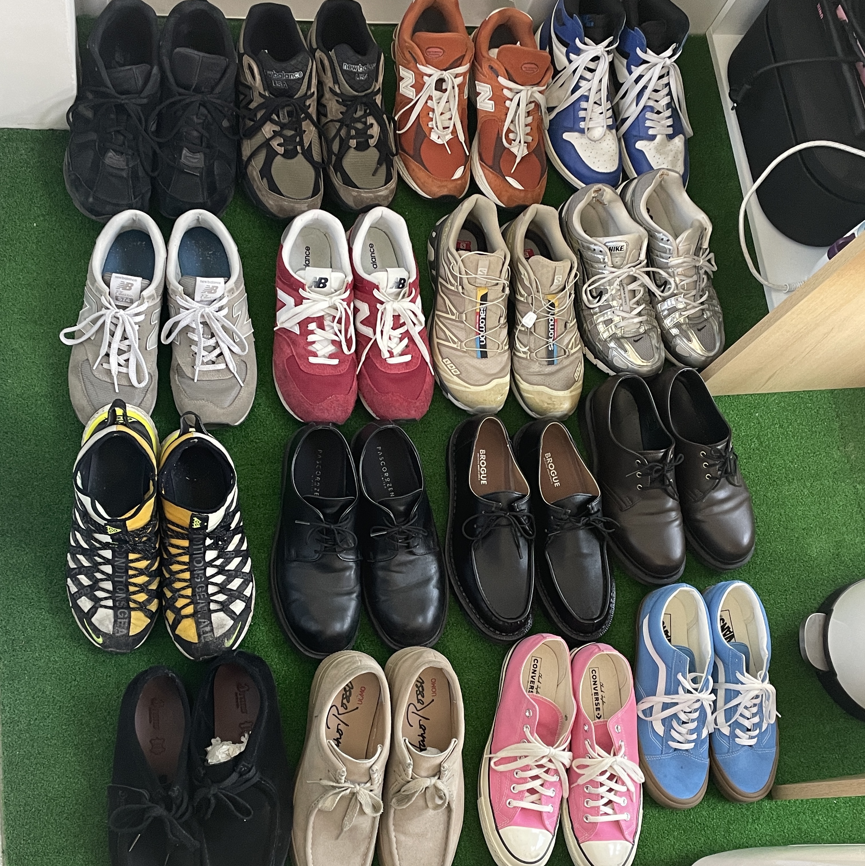 Salomon XT-6 Clear Safari Vanila Ice, Converse Chuck 70 Ox Vintage Canvas Pink 착용 스타일