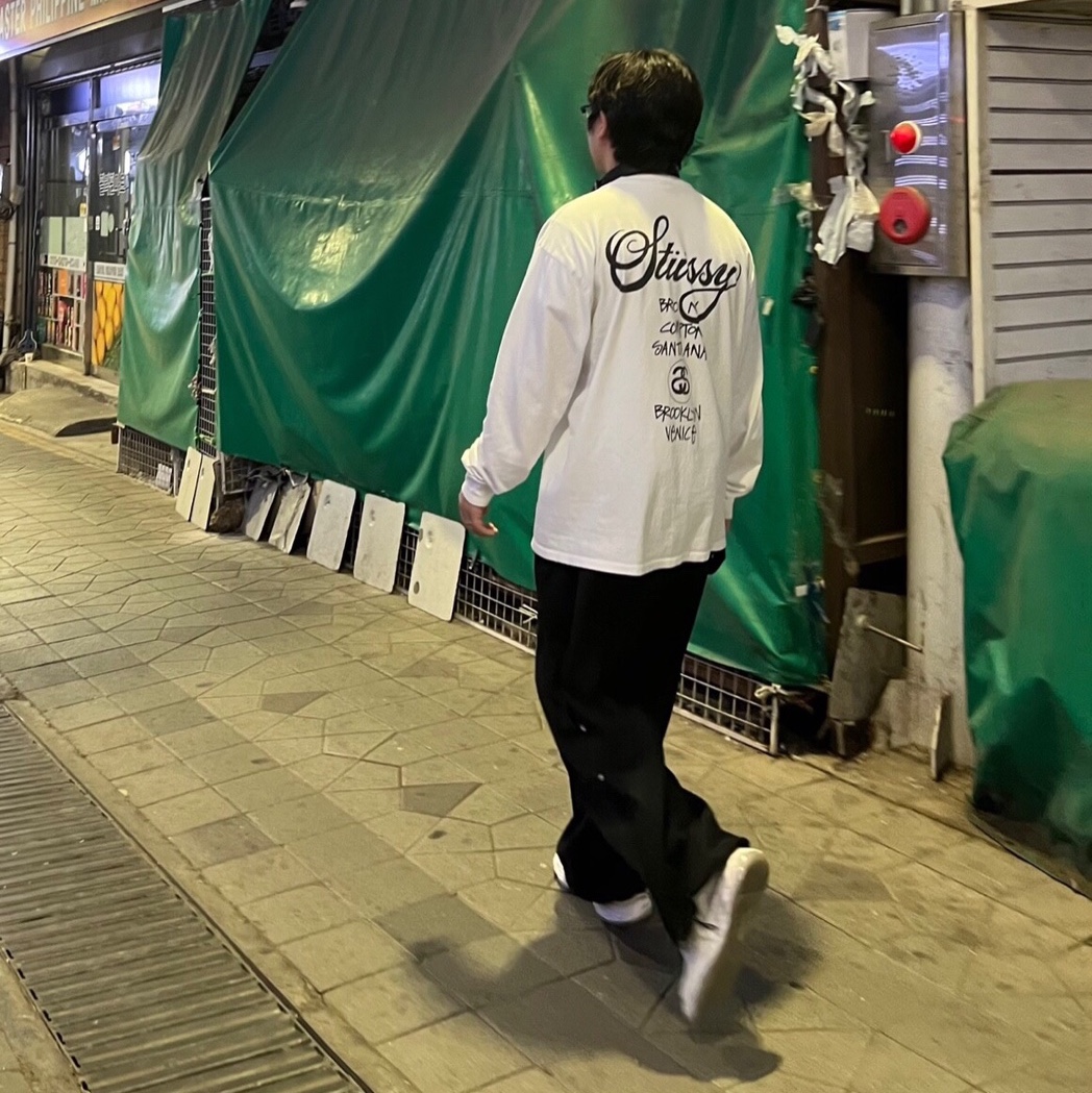 Marshall Major IV Black (Korean Ver.), Stussy World Tour LS T-Shirt White 2023 착용 스타일 - 2