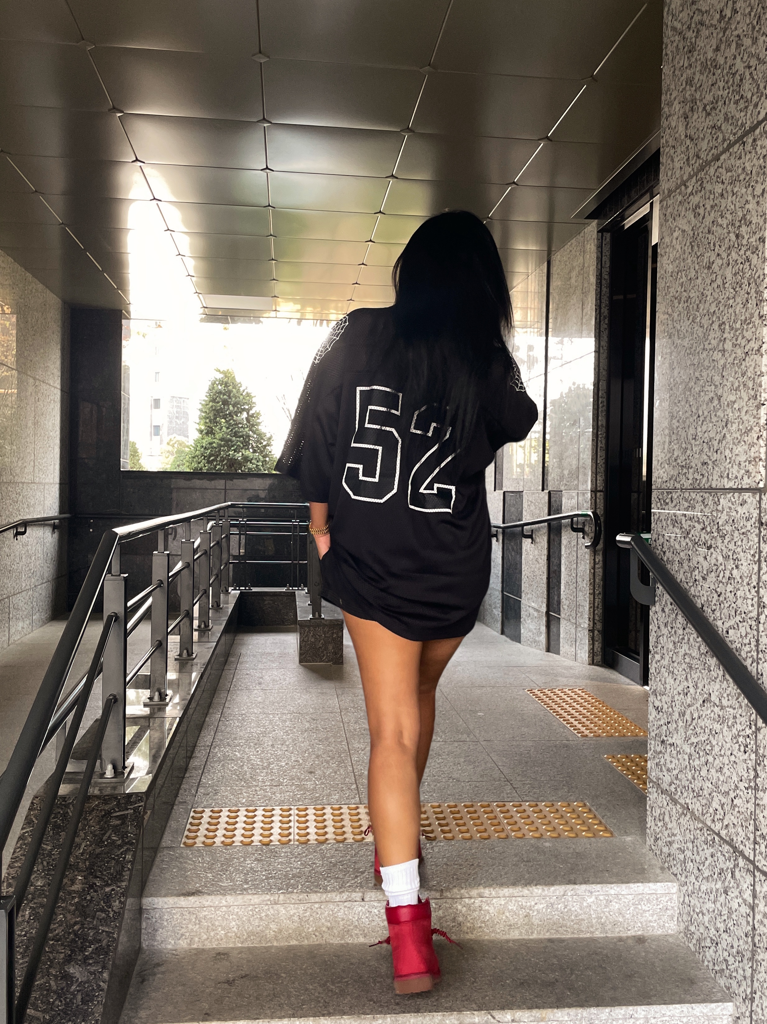 Supreme Spiderweb Football Jersey Black - 24SS, Timberland Premium 6 inch Waterproof Boot Red - Wide 착용 스타일 - 3