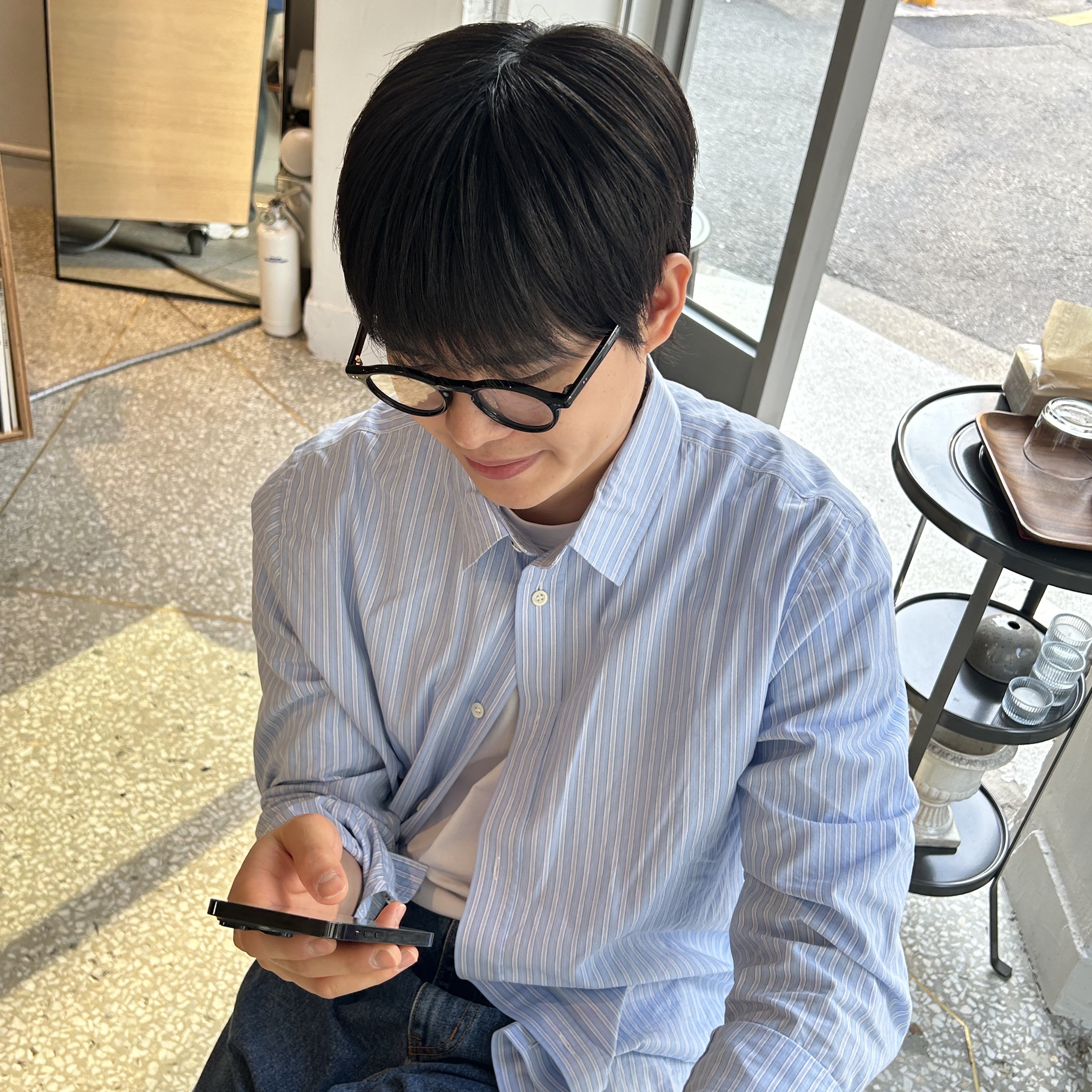 Gentle Monster x Maison Margiela MM116 Black Clear 착용 스타일 - 2