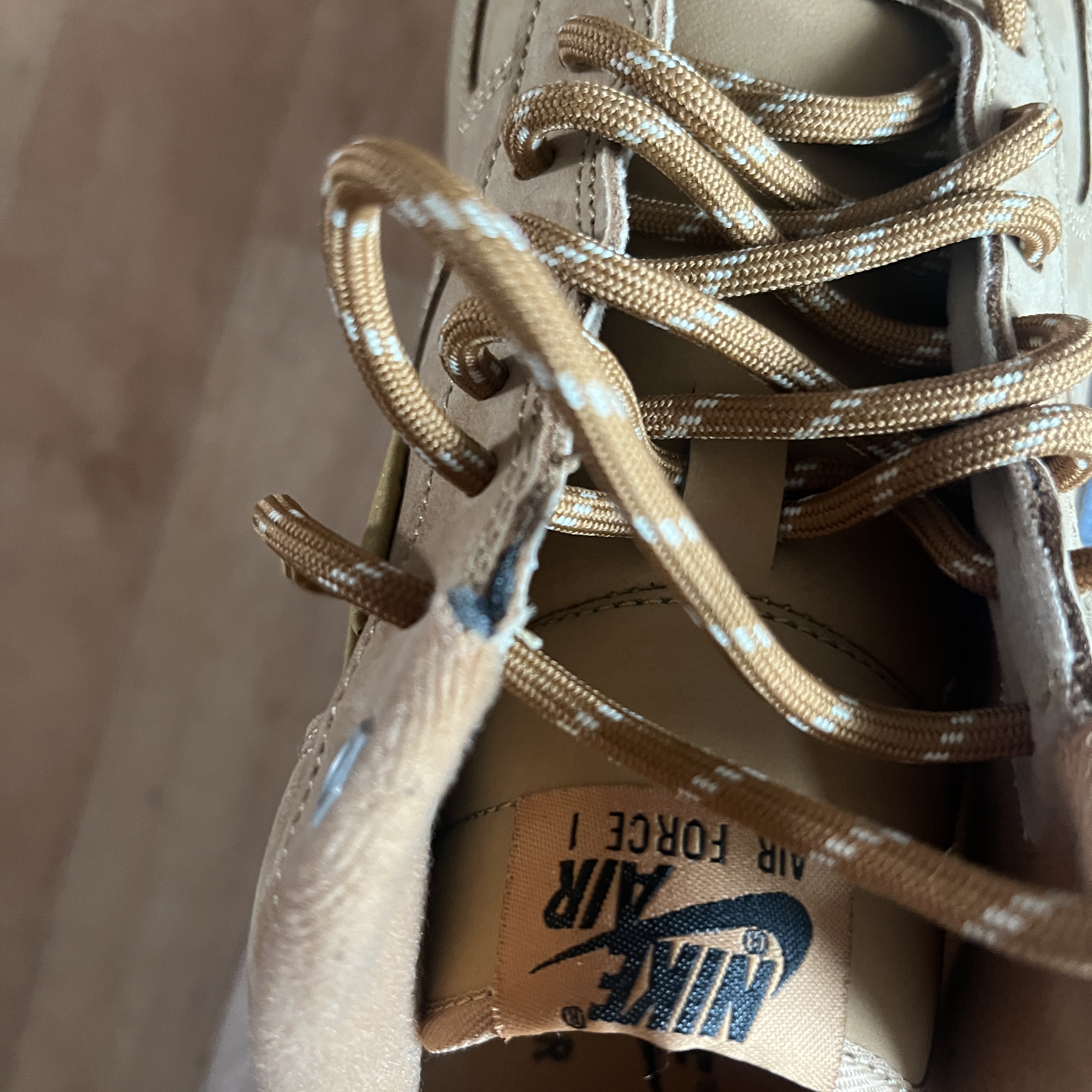 Nike Air Force 1 '07 WB Flax 착용 스타일 - 3