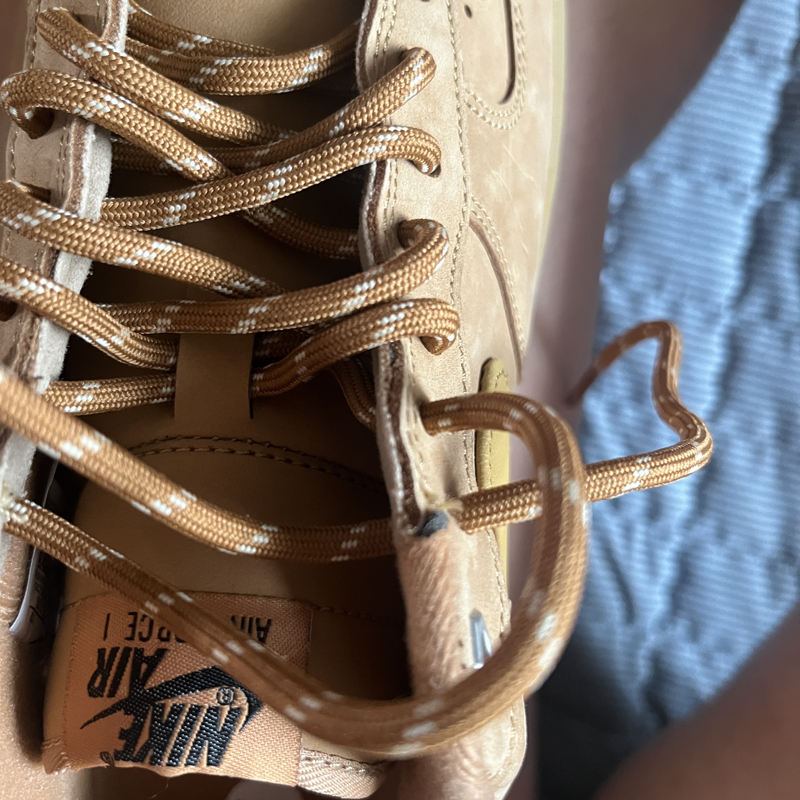 Nike Air Force 1 '07 WB Flax 착용 스타일 - 2