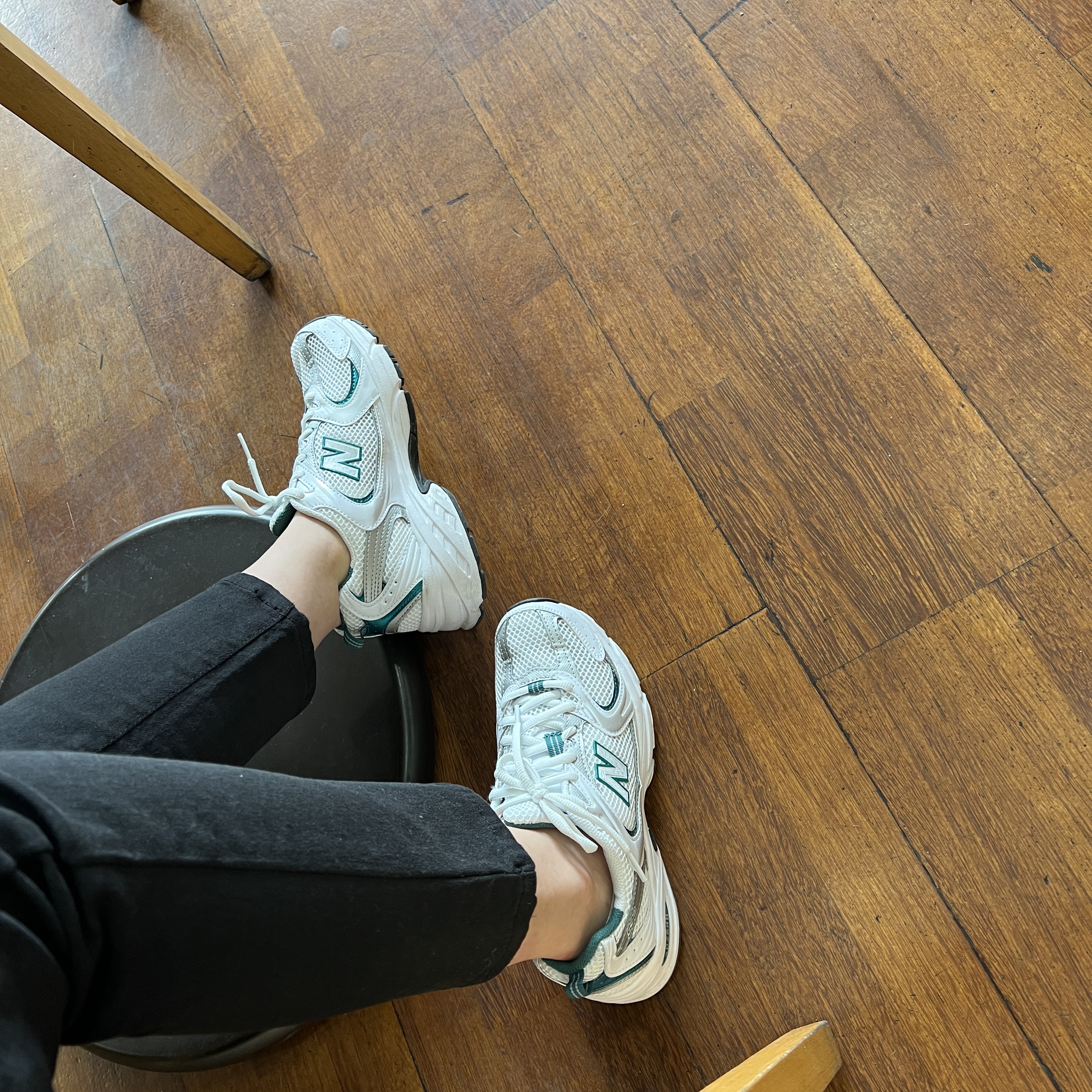 New Balance 530 White Mint 착용 스타일 - 2