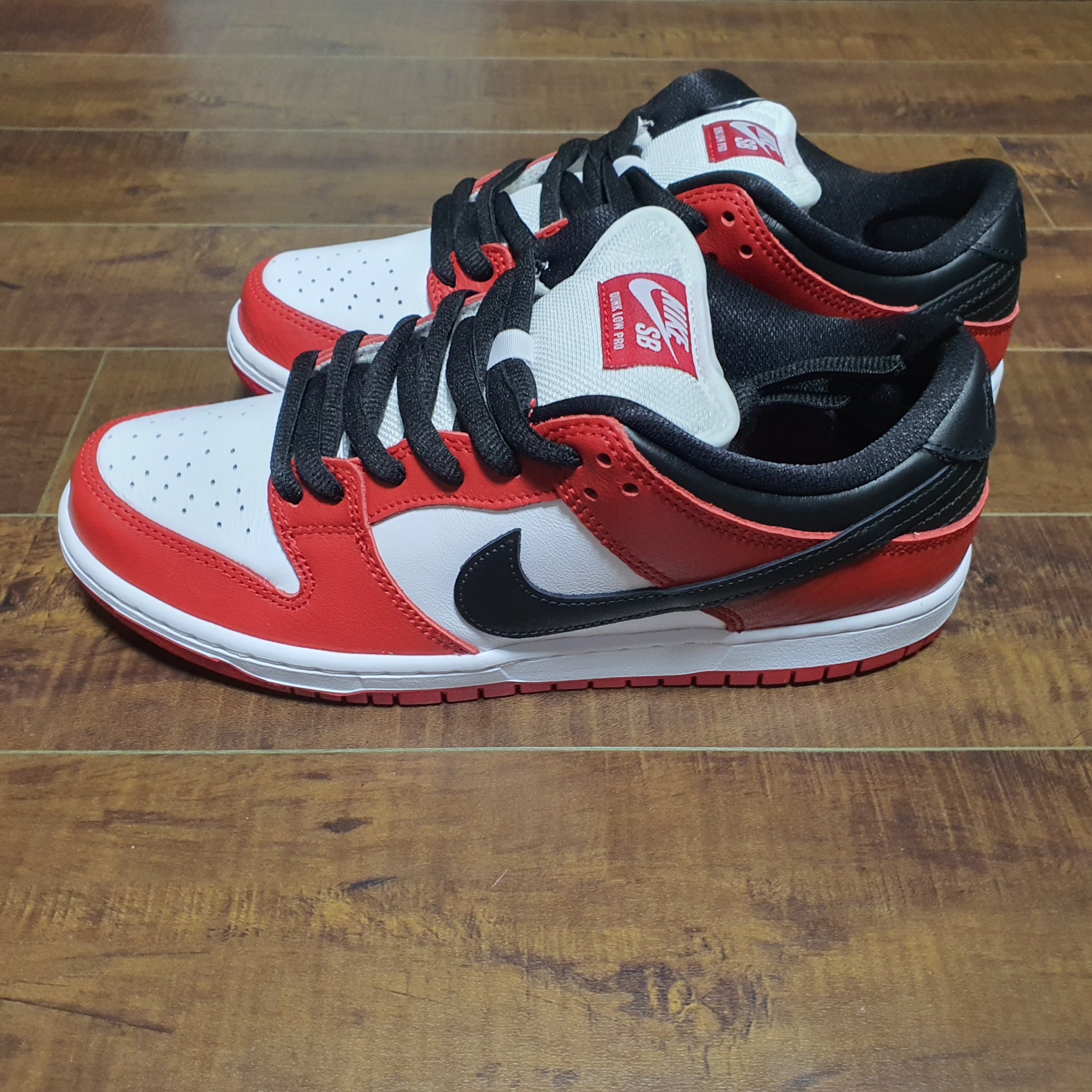 Nike SB Dunk Low Pro Chicago 착용 스타일