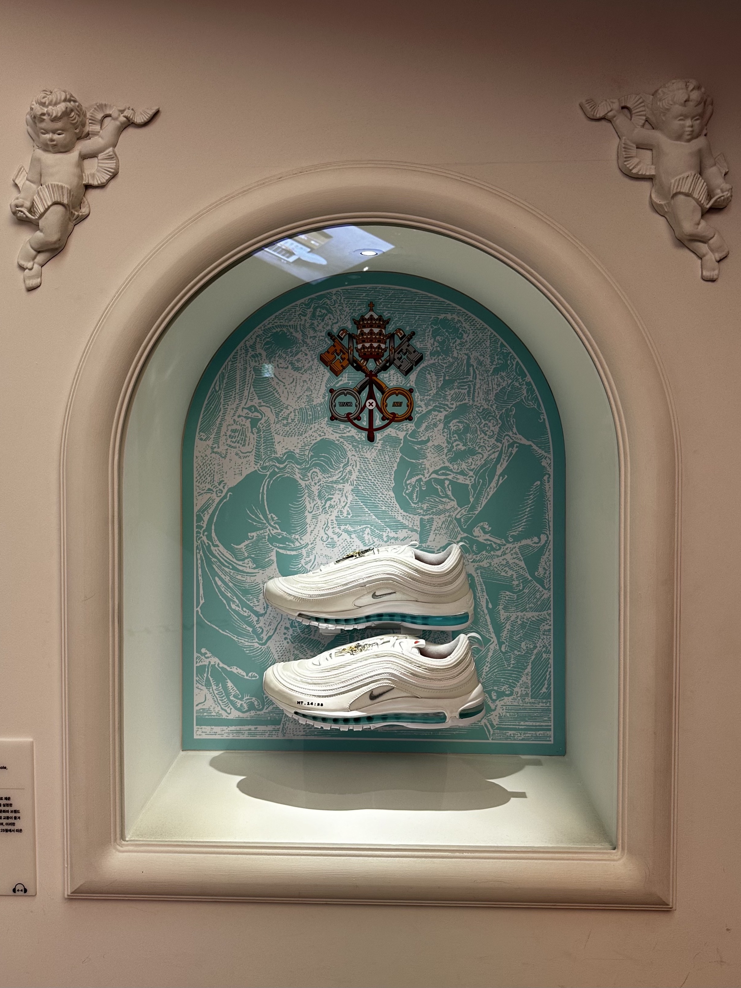 Salomon ACS Pro White Vanilla Ice 착용 스타일 - 2