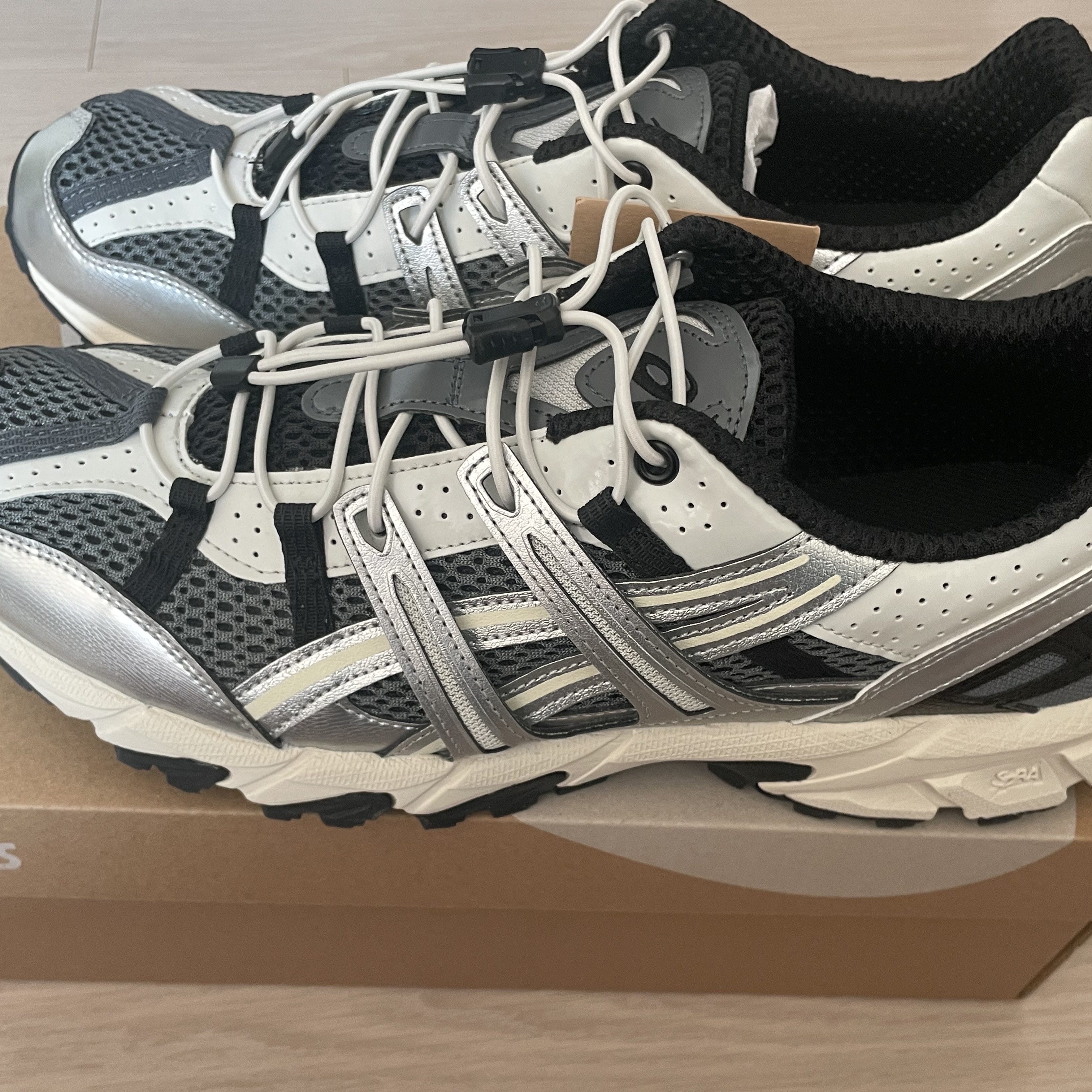 Asics Unlimited Gel-Sonoma 15-50 Steel Grey Pure Silver 착용 스타일 - 2