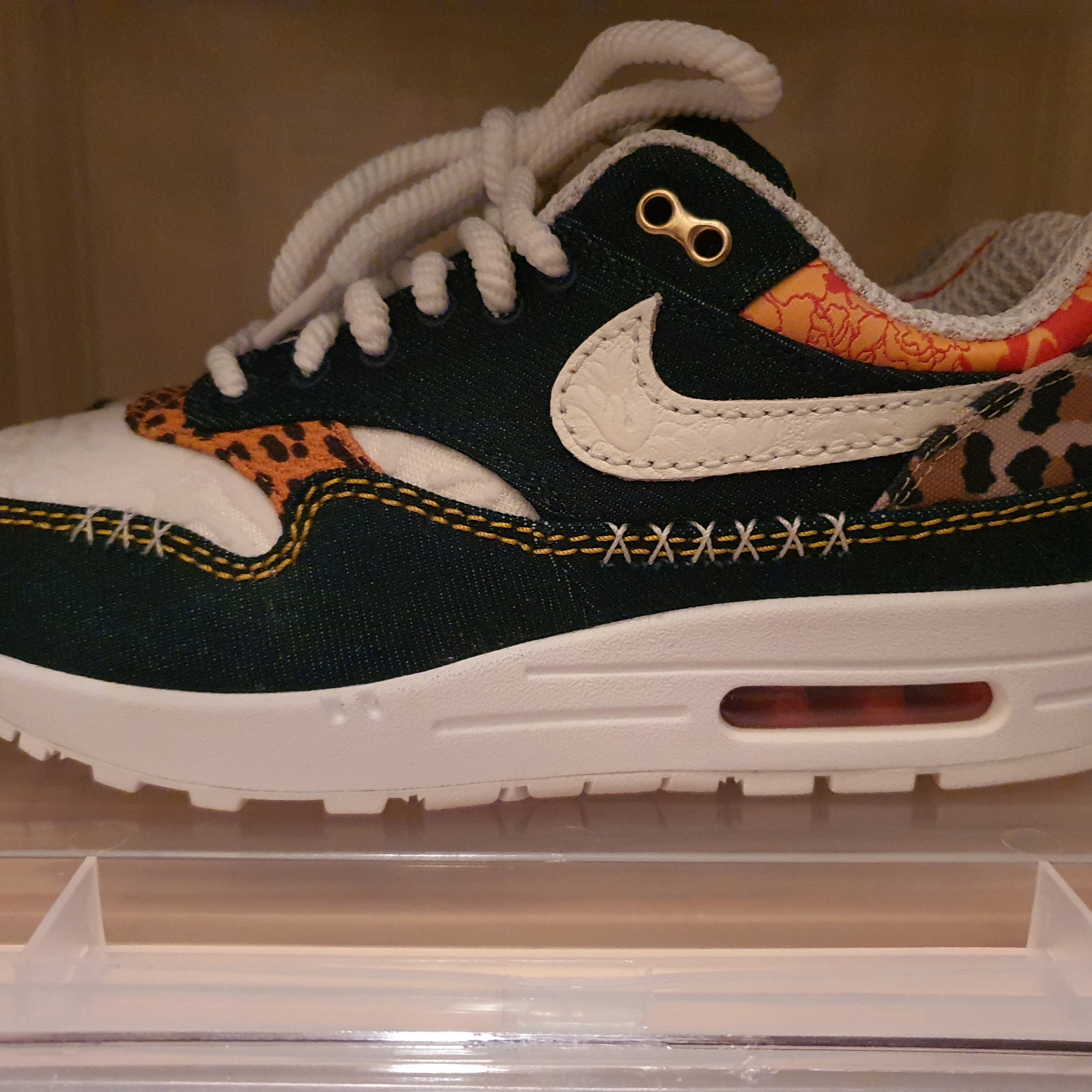 Nike Air Max 1 Premium Washed Dark Blue 착용 스타일
