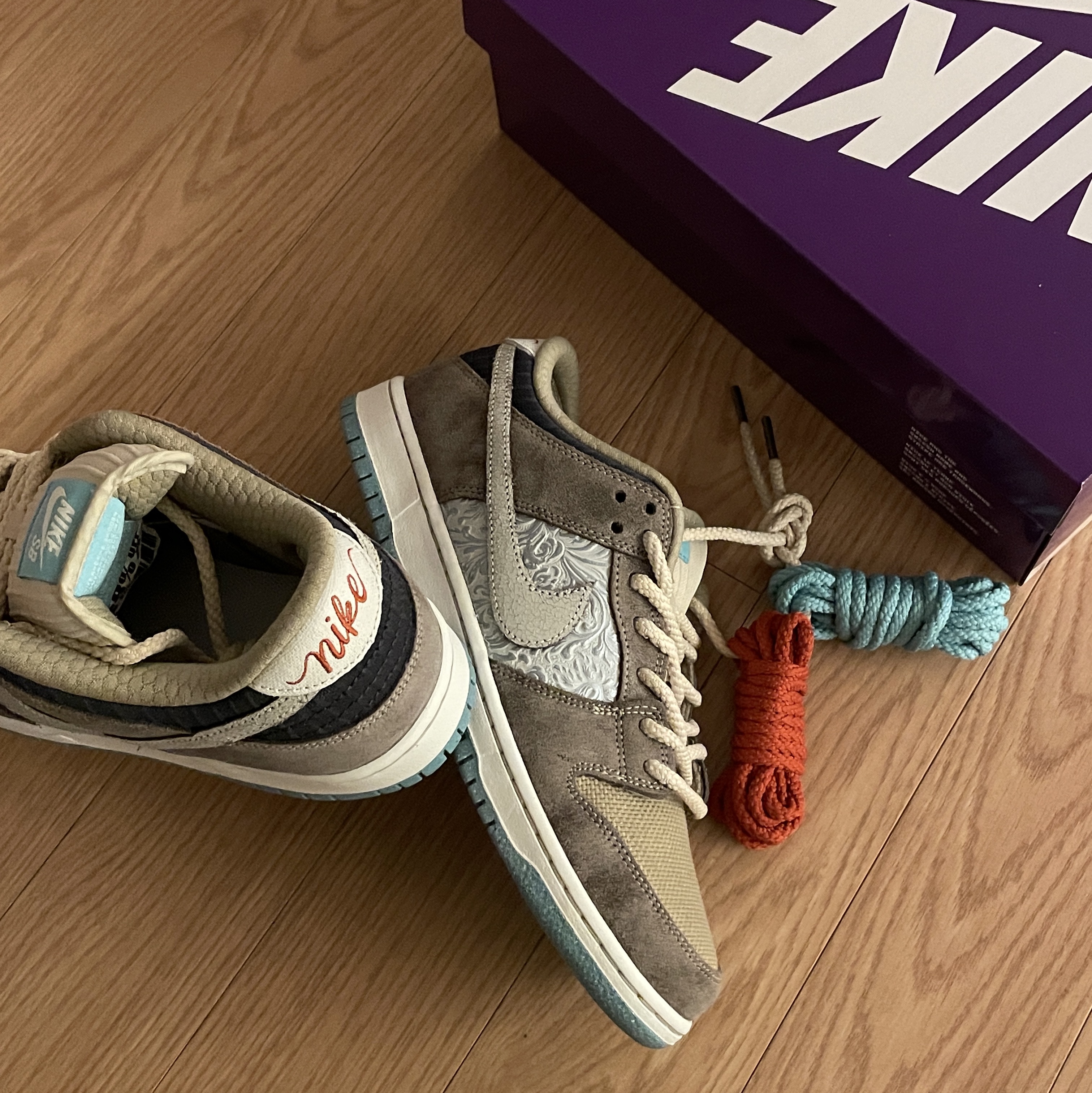 Nike SB Dunk Low Pro Big Money Saving 착용 스타일 - 1