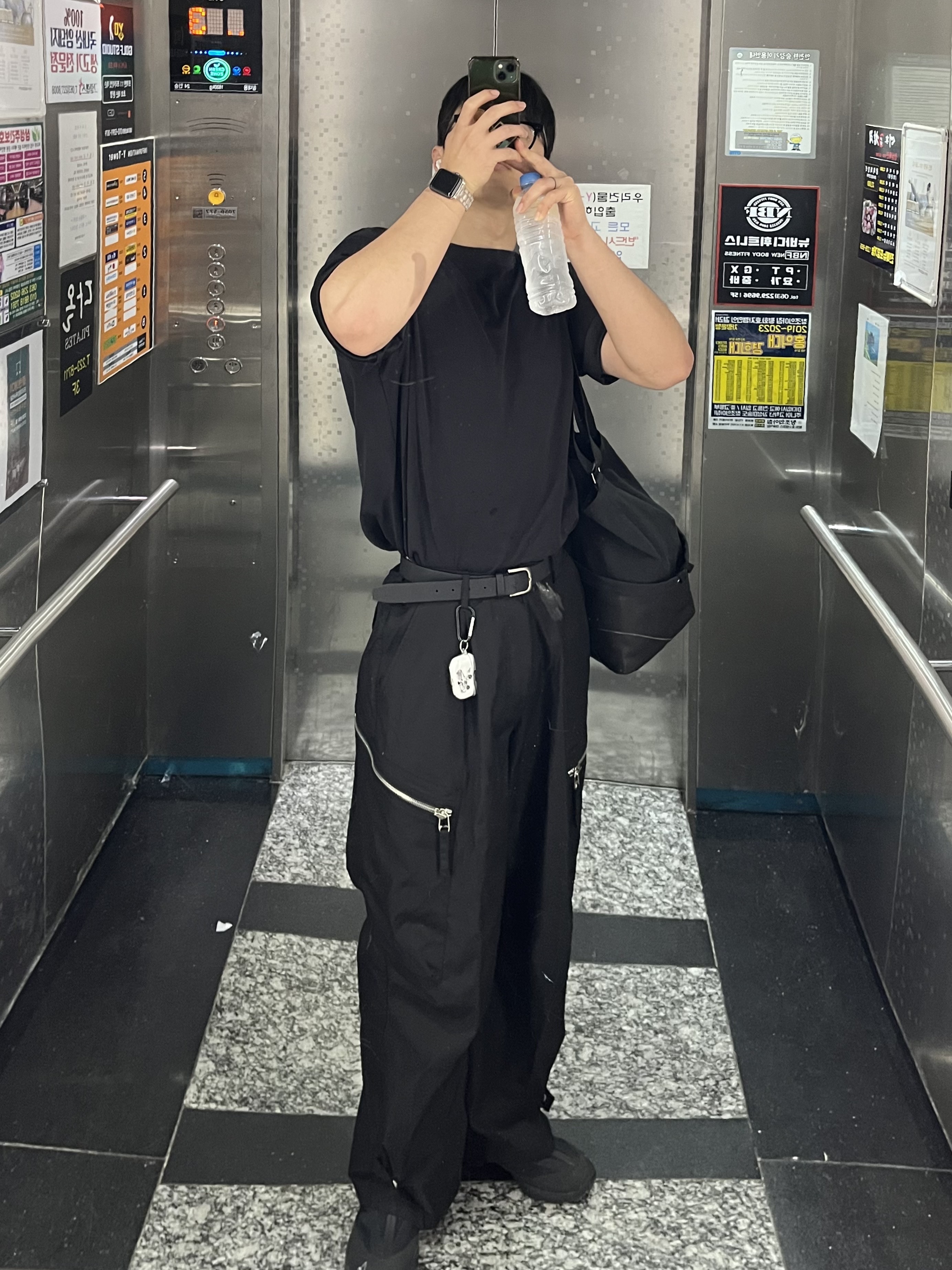 Roa Hiking Teri Black 착용 스타일