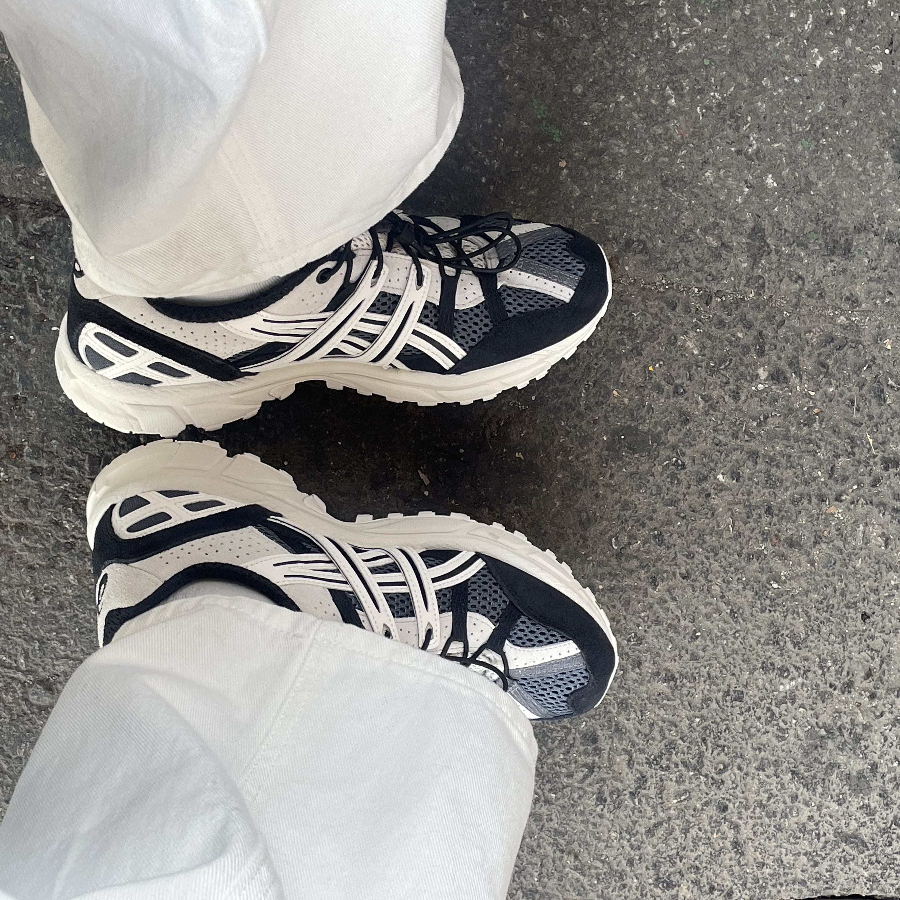 Asics Unlimited Gel-Sonoma 15-50 Carrier Grey White Alyssum 착용 스타일