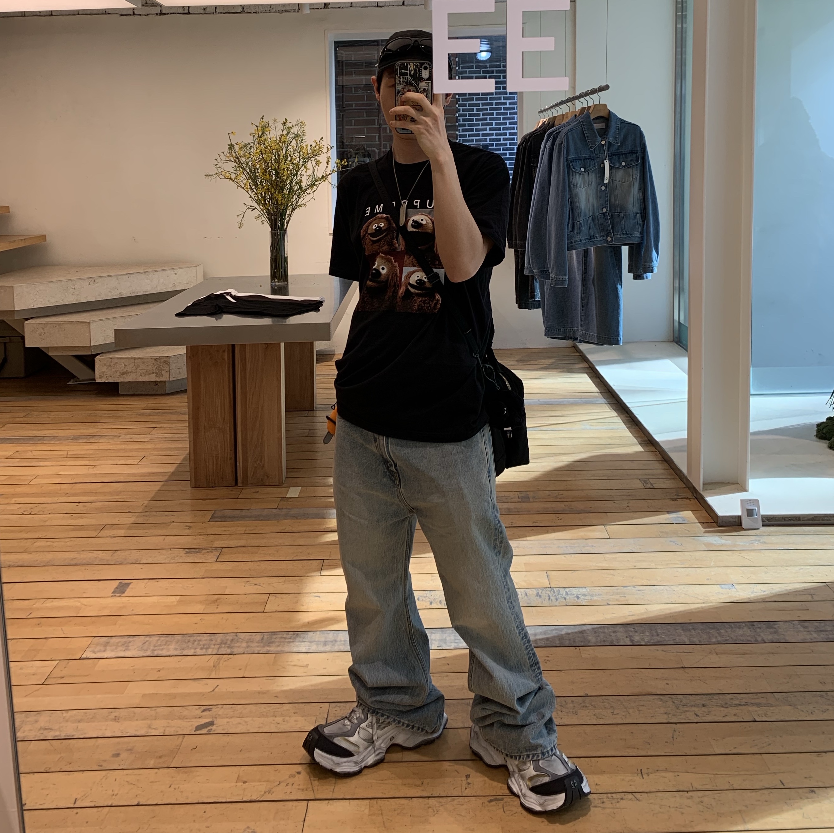Supreme Rowlf T-Shirt Black - 24SS 착용 스타일 - 2