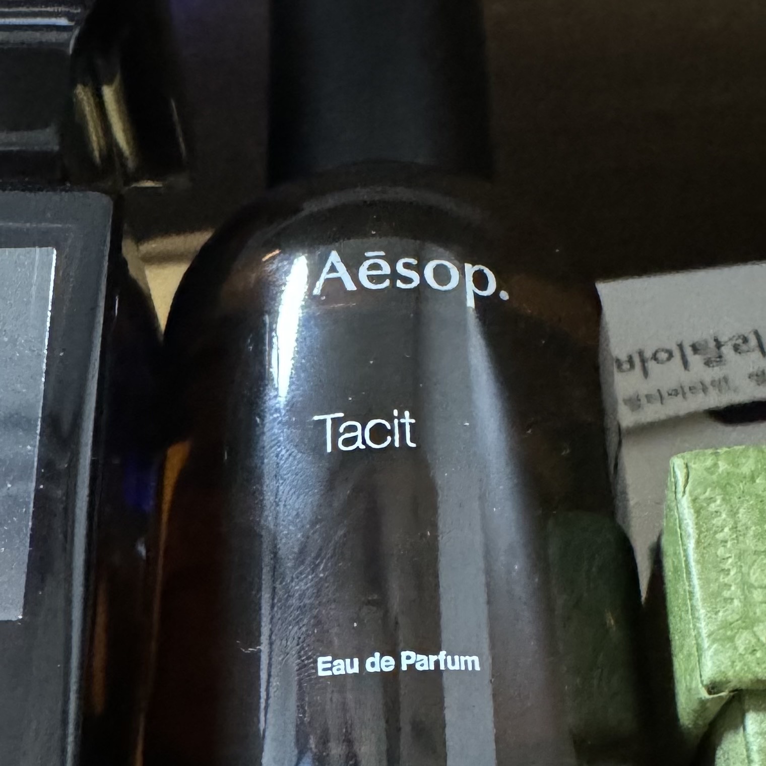 Aesop Tacit Eau De Parfum 50ml 착용 스타일