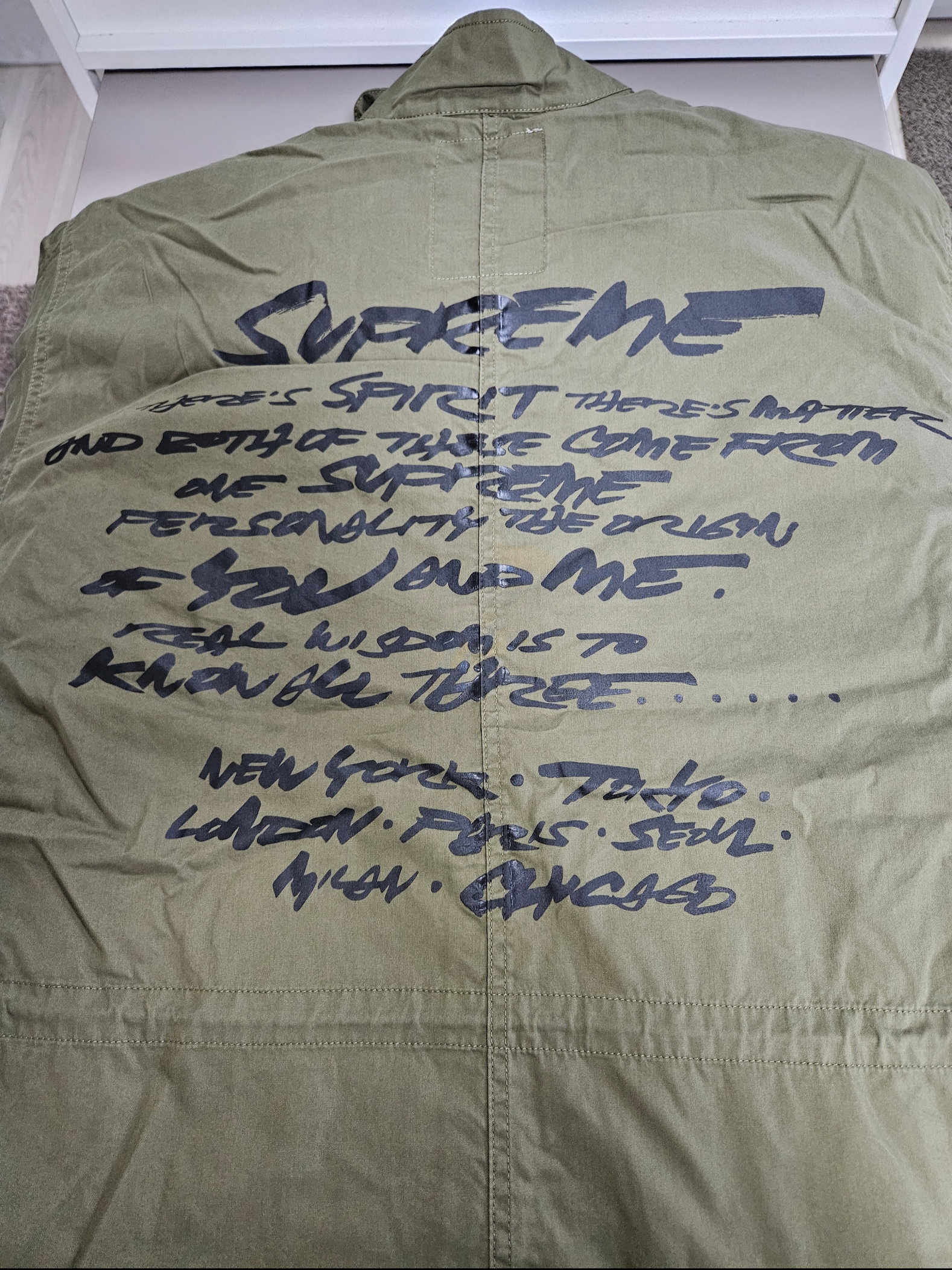 Supreme Futura Fishtail Parka Olive - 24SS 착용 스타일 - 1
