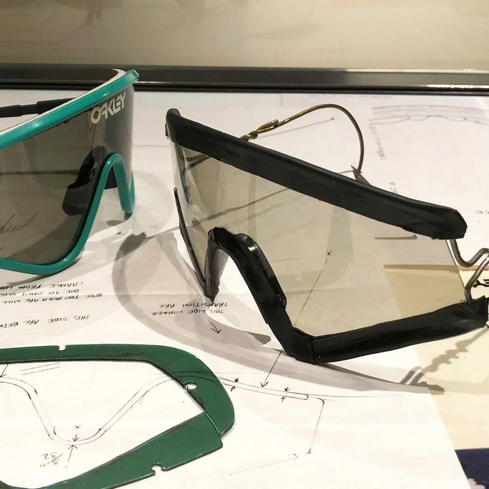 Oakley Eye Jacket Redux Matte Black Frame Prizm Grey Lenses High Bridge Fit 착용 스타일 - 4