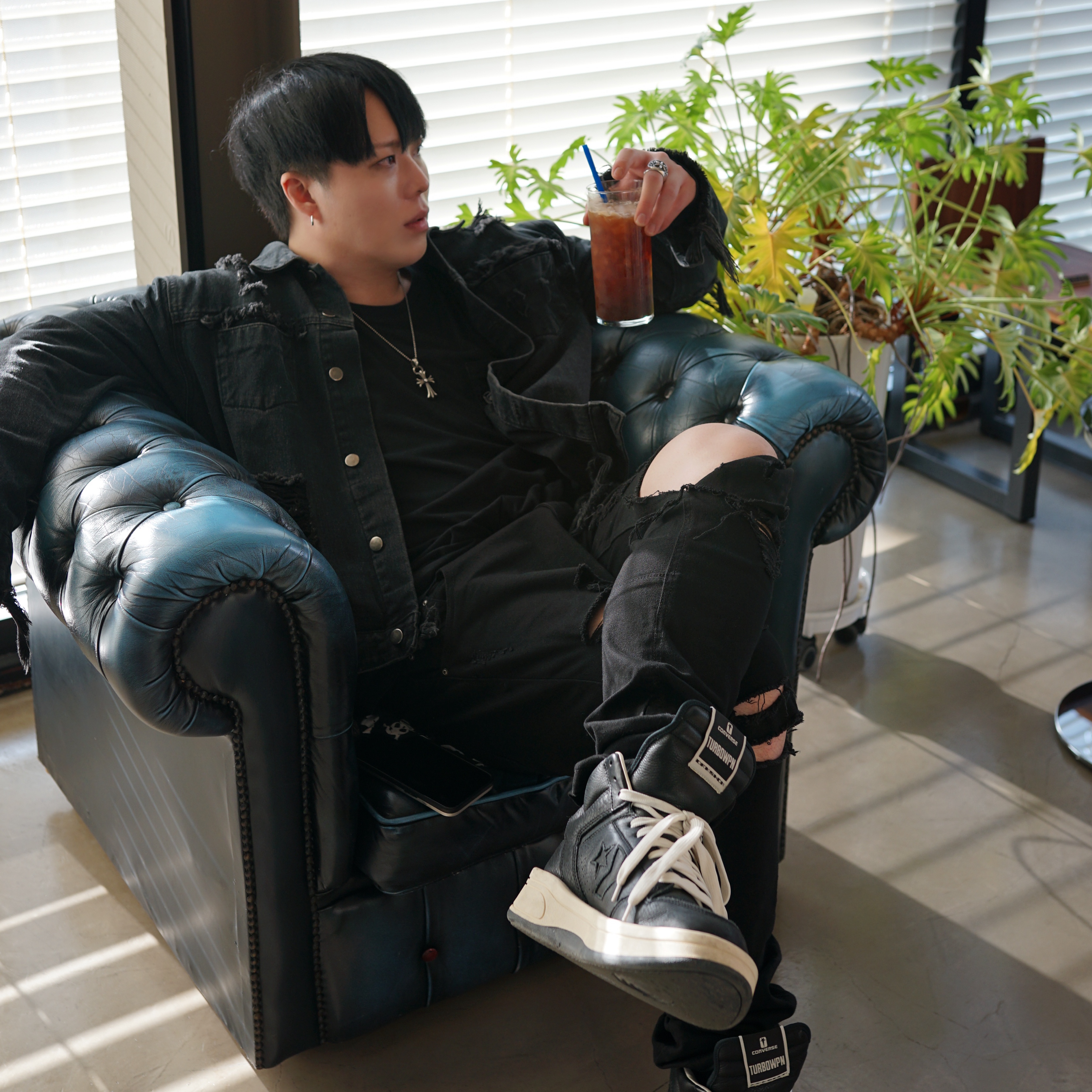 Converse x Drkshdw Turbowpn Black 착용 스타일