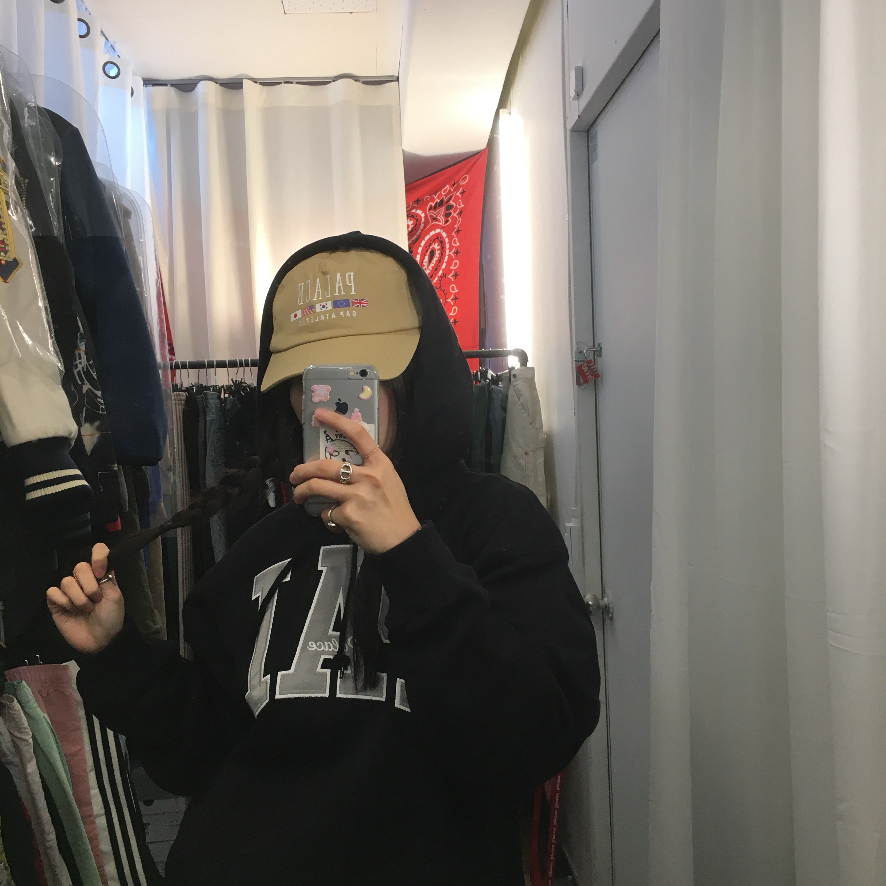 Palace x Gap Hood Black - 24SS 착용 스타일 - 2