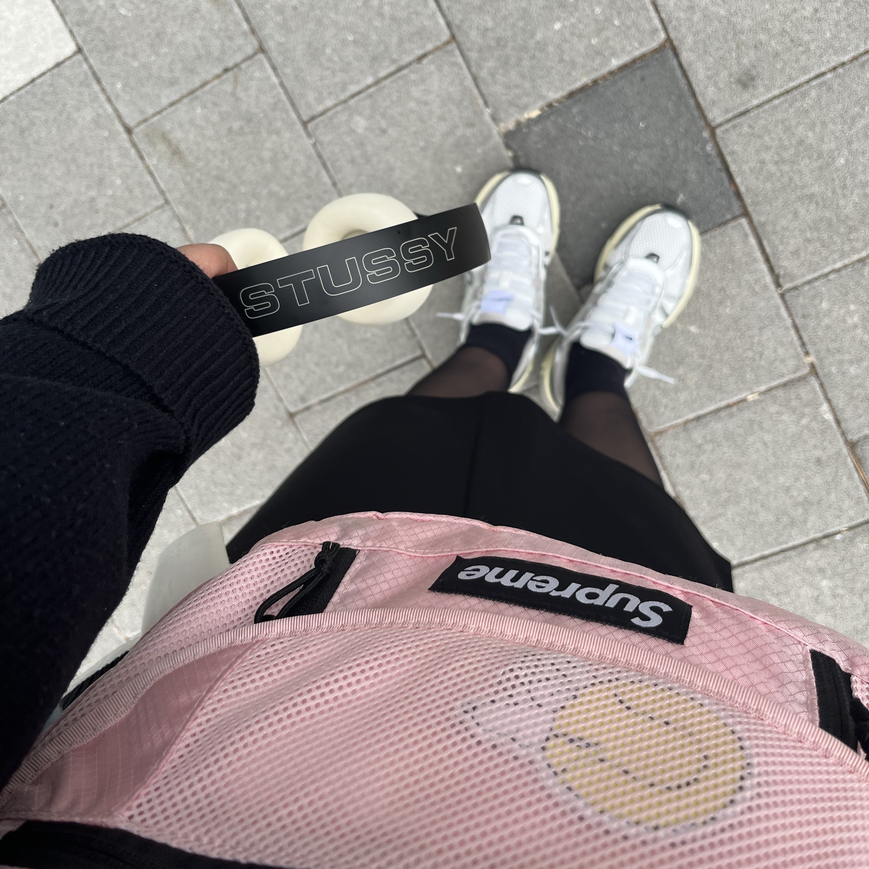 Supreme Small Messenger Bag Pink - 22SS, Nike V2K Run Summit White Metallic Silver 착용 스타일