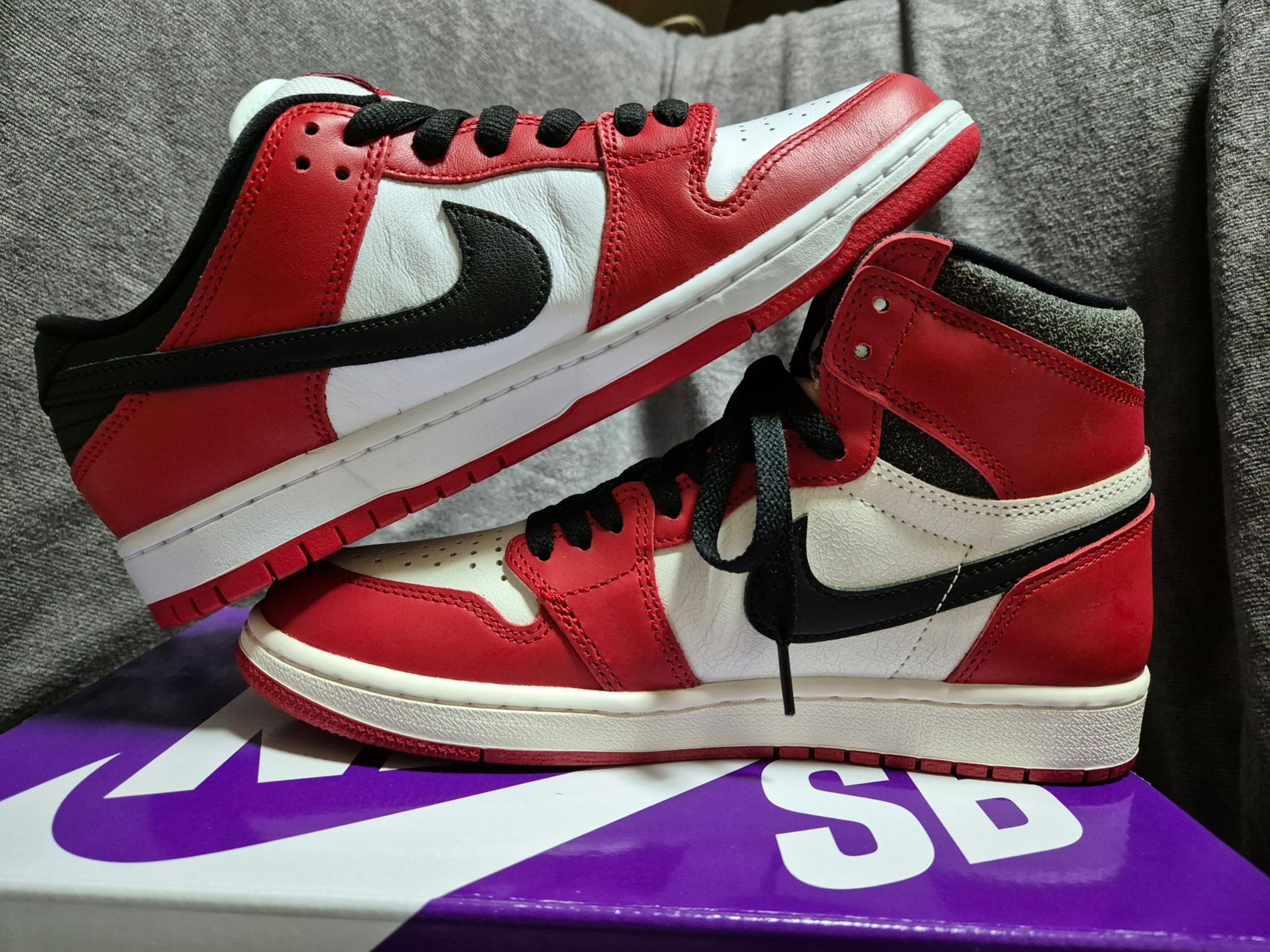 Nike SB Dunk Low Pro Chicago, Jordan 1 Retro High OG Chicago 2022 착용 스타일 - 3