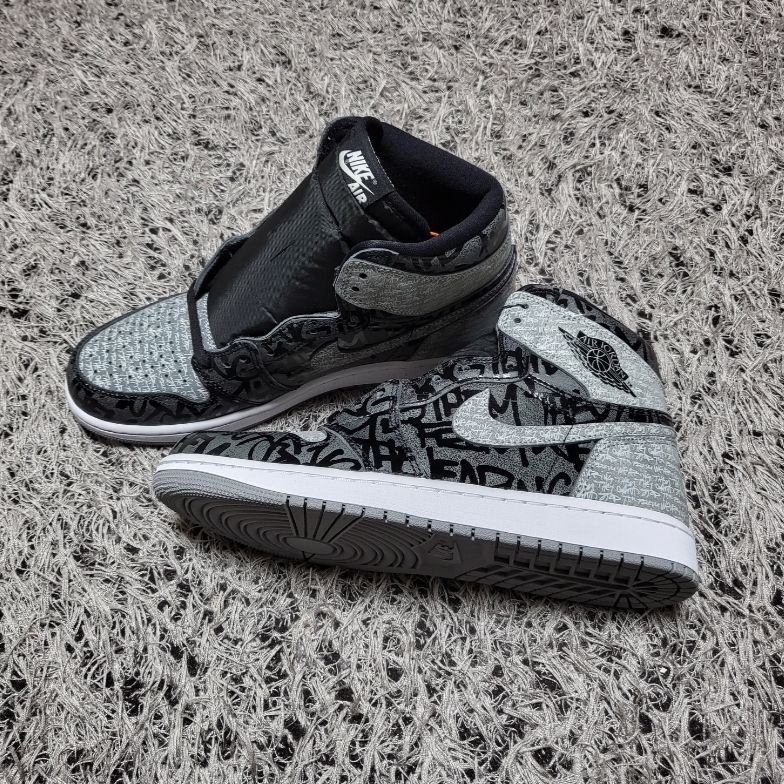 Jordan 1 Retro High OG Rebellionaire 착용 스타일